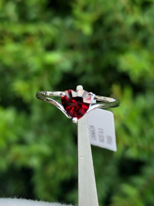 NEW Solid 10k 1ct Natural Garnet Ring