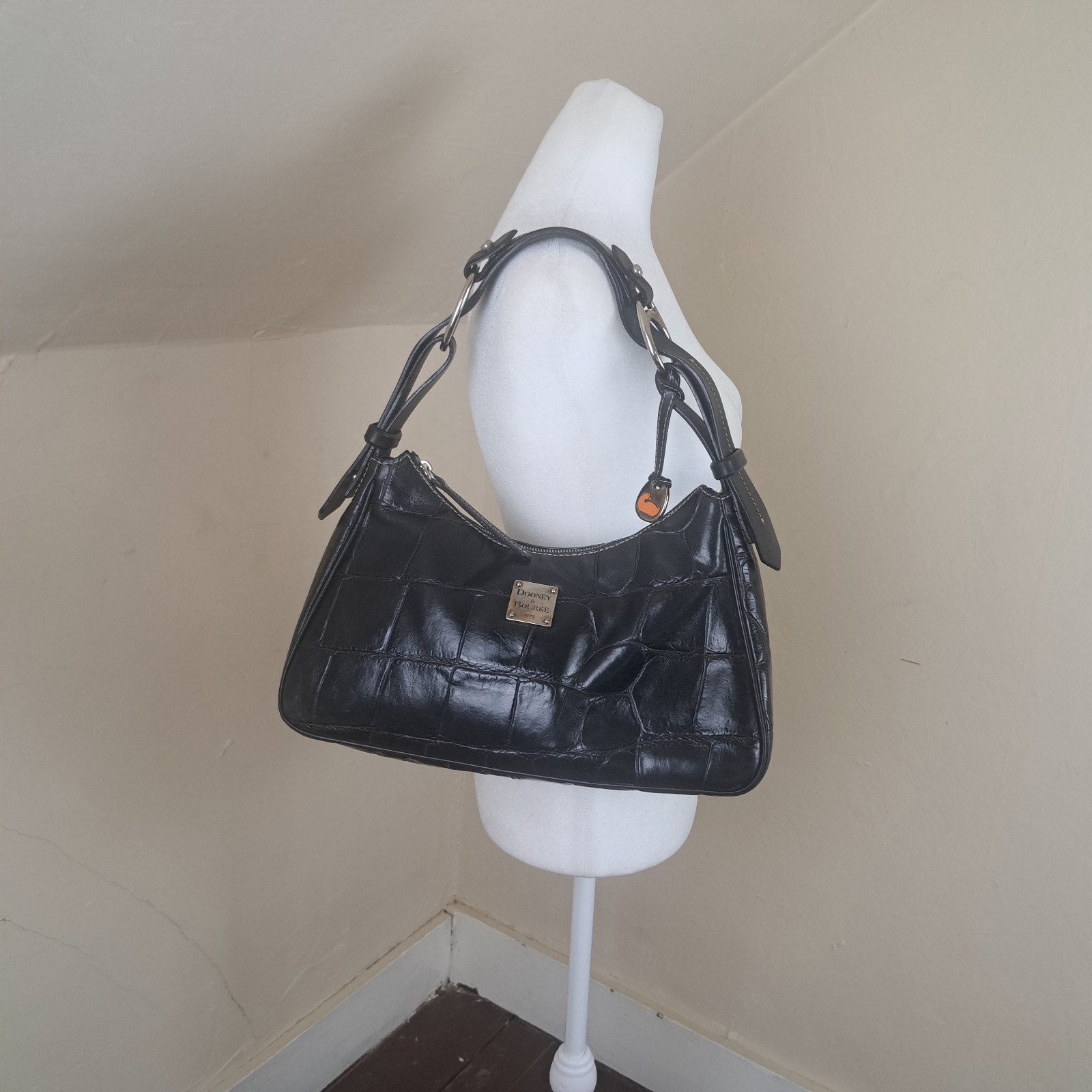Dooney & Bourke Vintage Croc Embossed Mocha Leather Shoulder Bag Silver Hardware