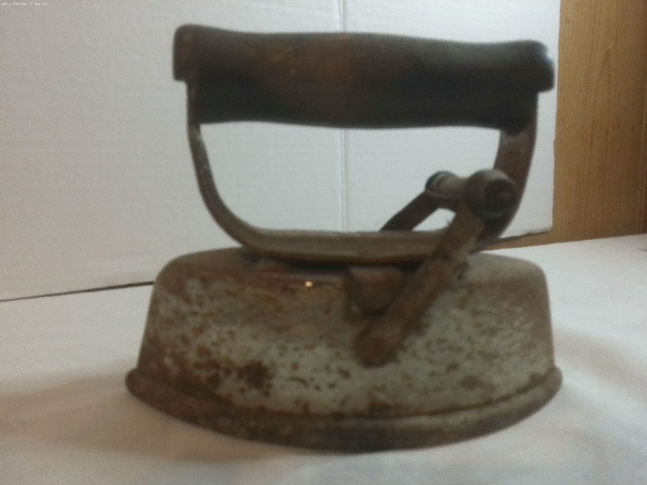 Antique Cast Iron Sad Iron