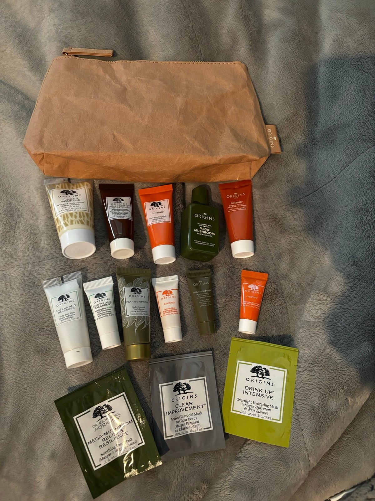 Origins skincare set plus bag