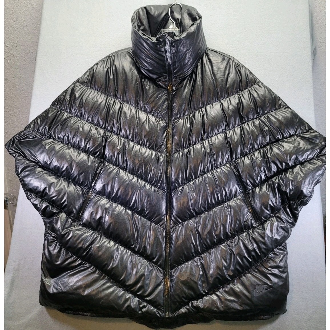 Nike Cascade Puffer Poncho Jacket Black Vest Women's XL Grey Duck Down 651592