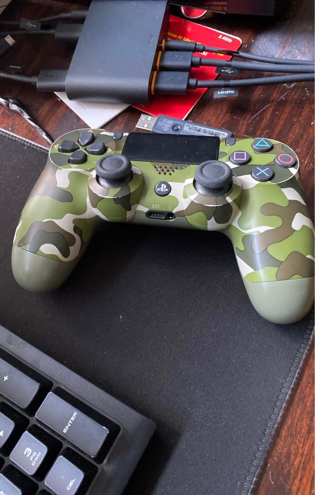 PS4 Controller