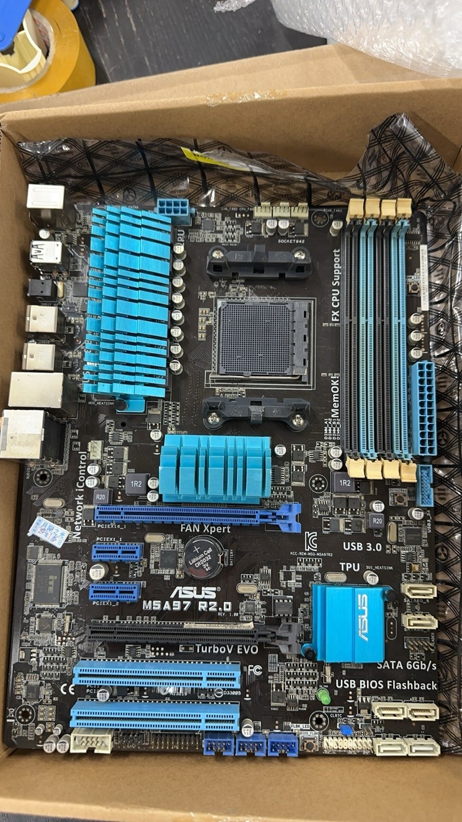 ASUS M5A97 R2.0 Socket AM3+ DDR3 32GB ATX Motherboard
