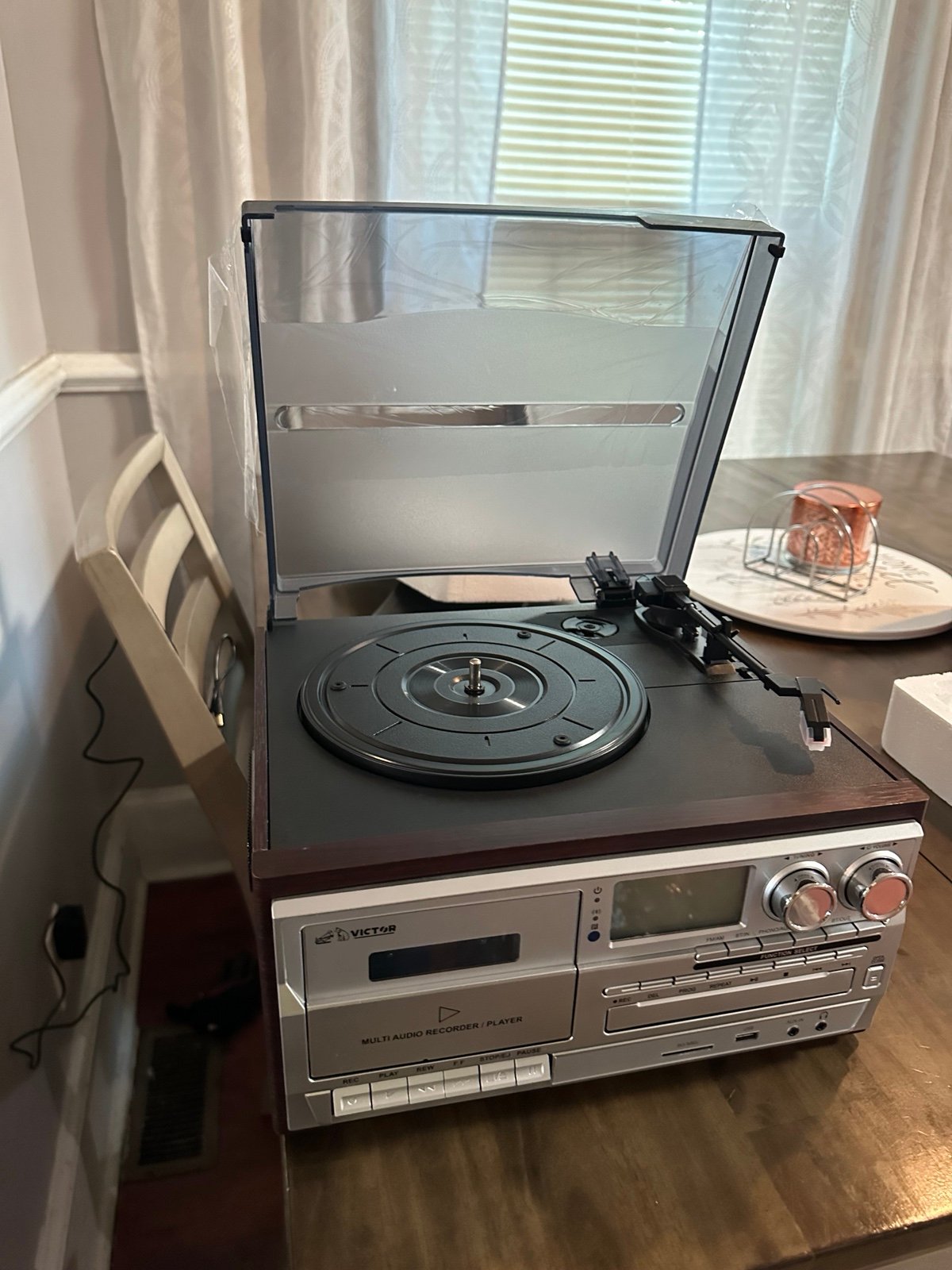 Victor cosmopolitan 8 in 1 turntable music enter