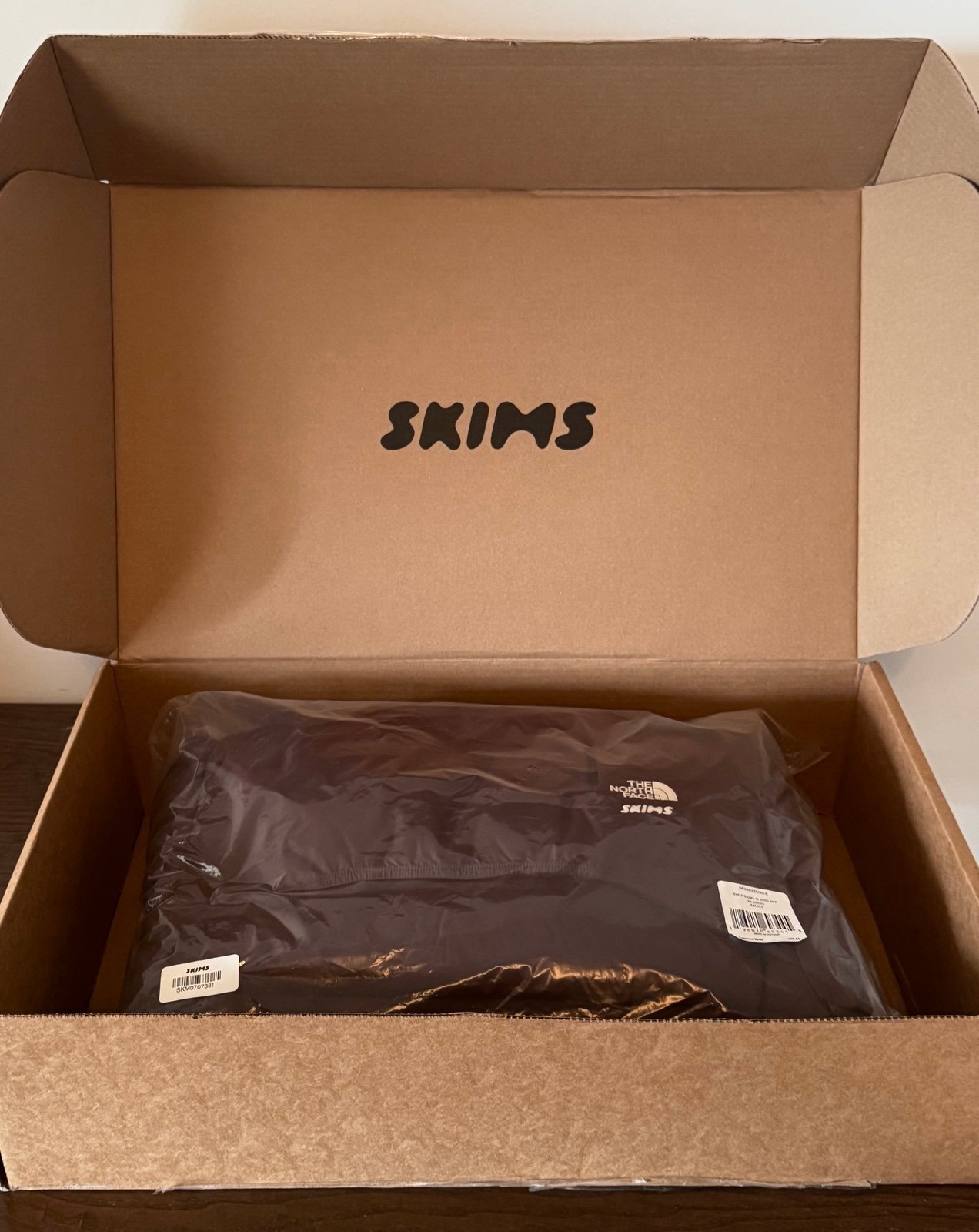 Size S - SKIMS X The North Face 2000 Retro Nuptse Jacket (Cocoa) *In Hand*