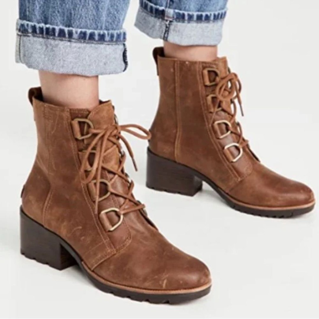 Sorel Women's Braun Cate Lace Lug Sole Booties Size 9.5 Barn Chore Waterproof