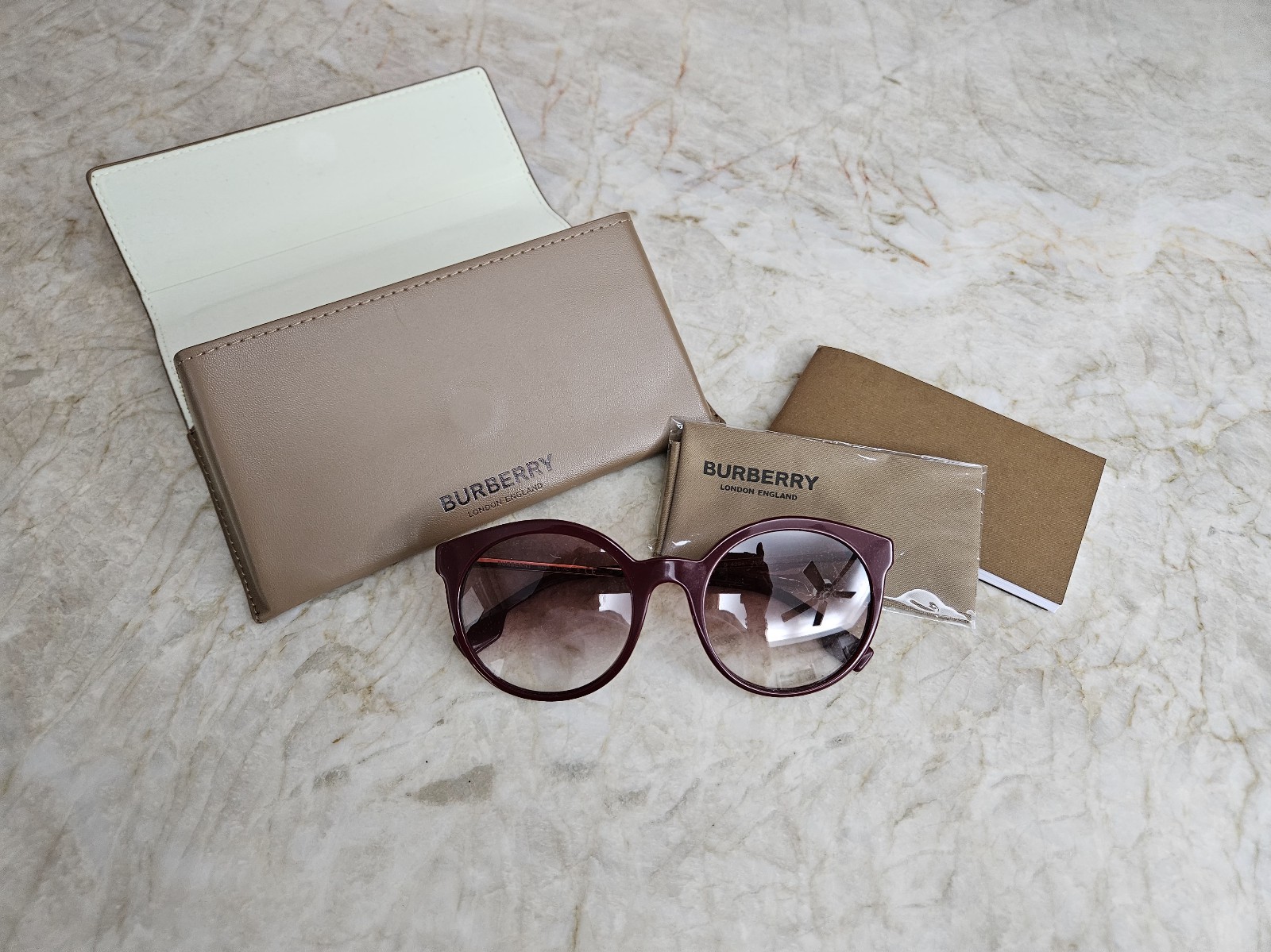 NEW Authentic Burberry Sunglasses