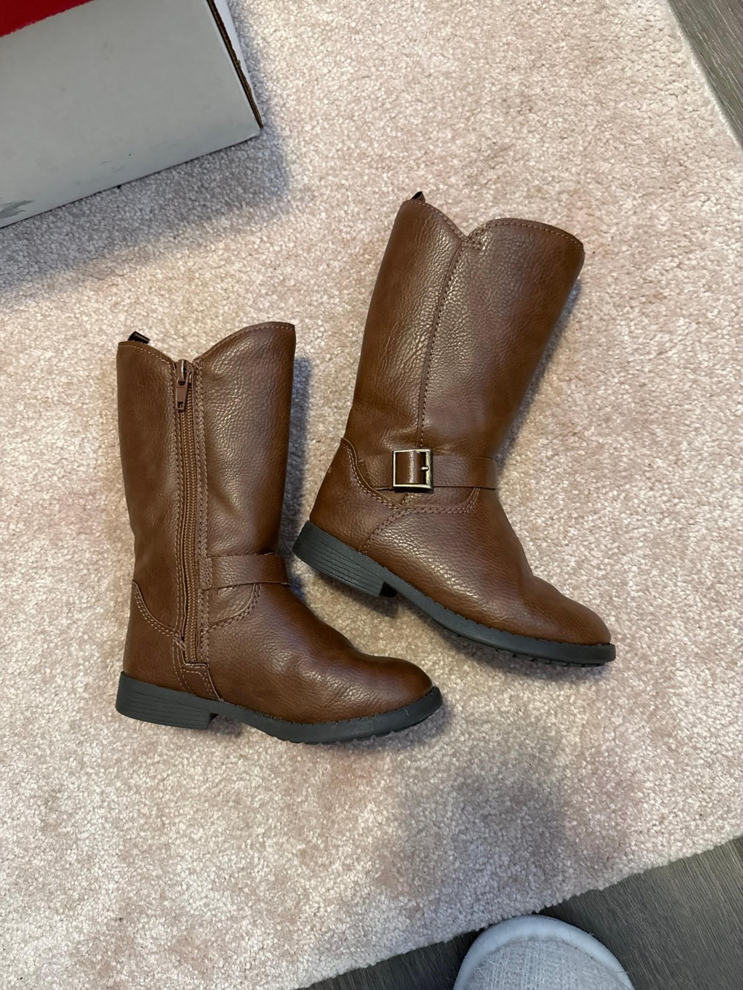 Oshkosh Boots, 9M
