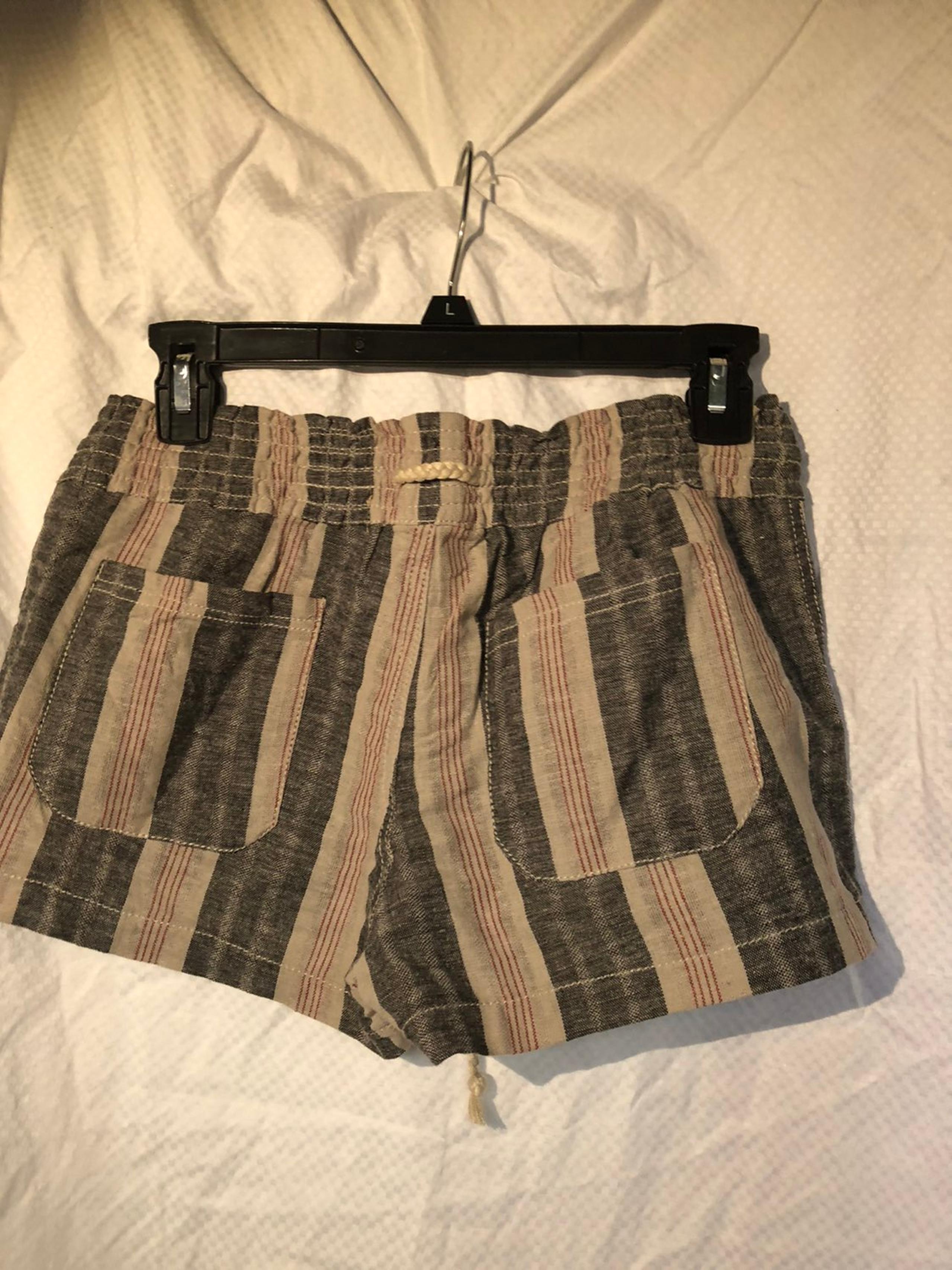 womens linen shorts