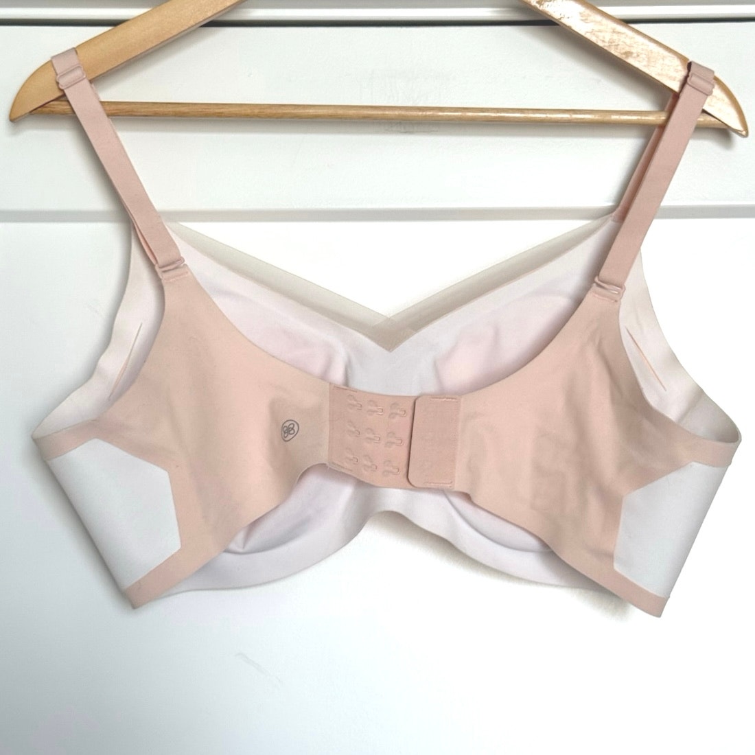 クリスマス特集2025 Womens Bra Wireless CrossOver Honeylove Size C/D 42 / 2X 美容液