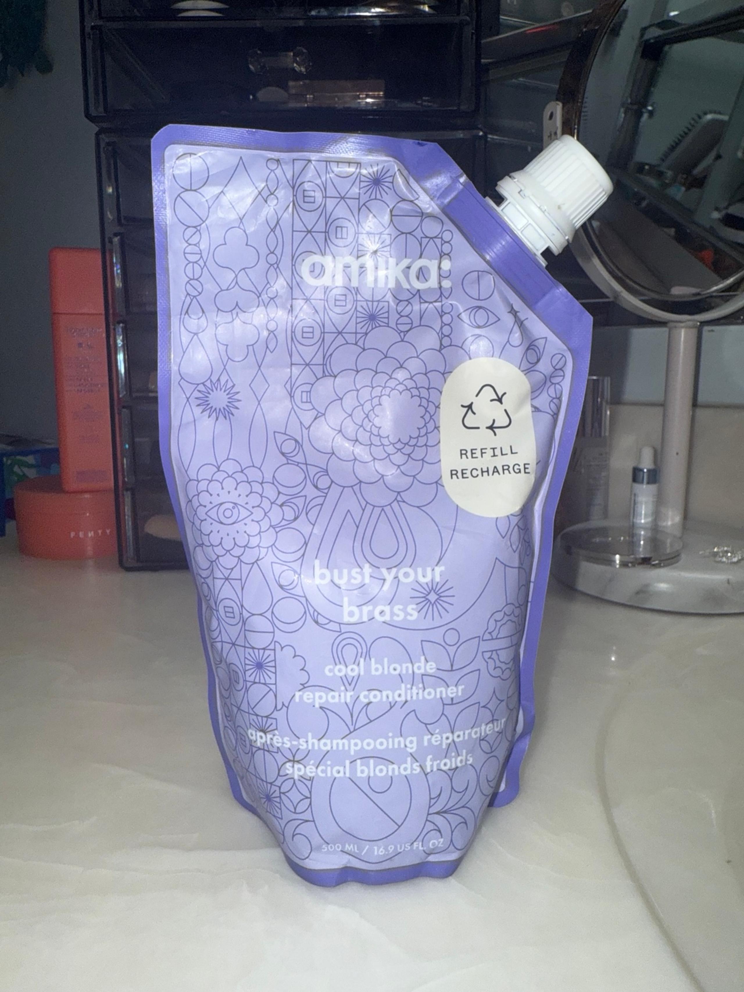 Amika Bust Your Brass Blonde Conditioner