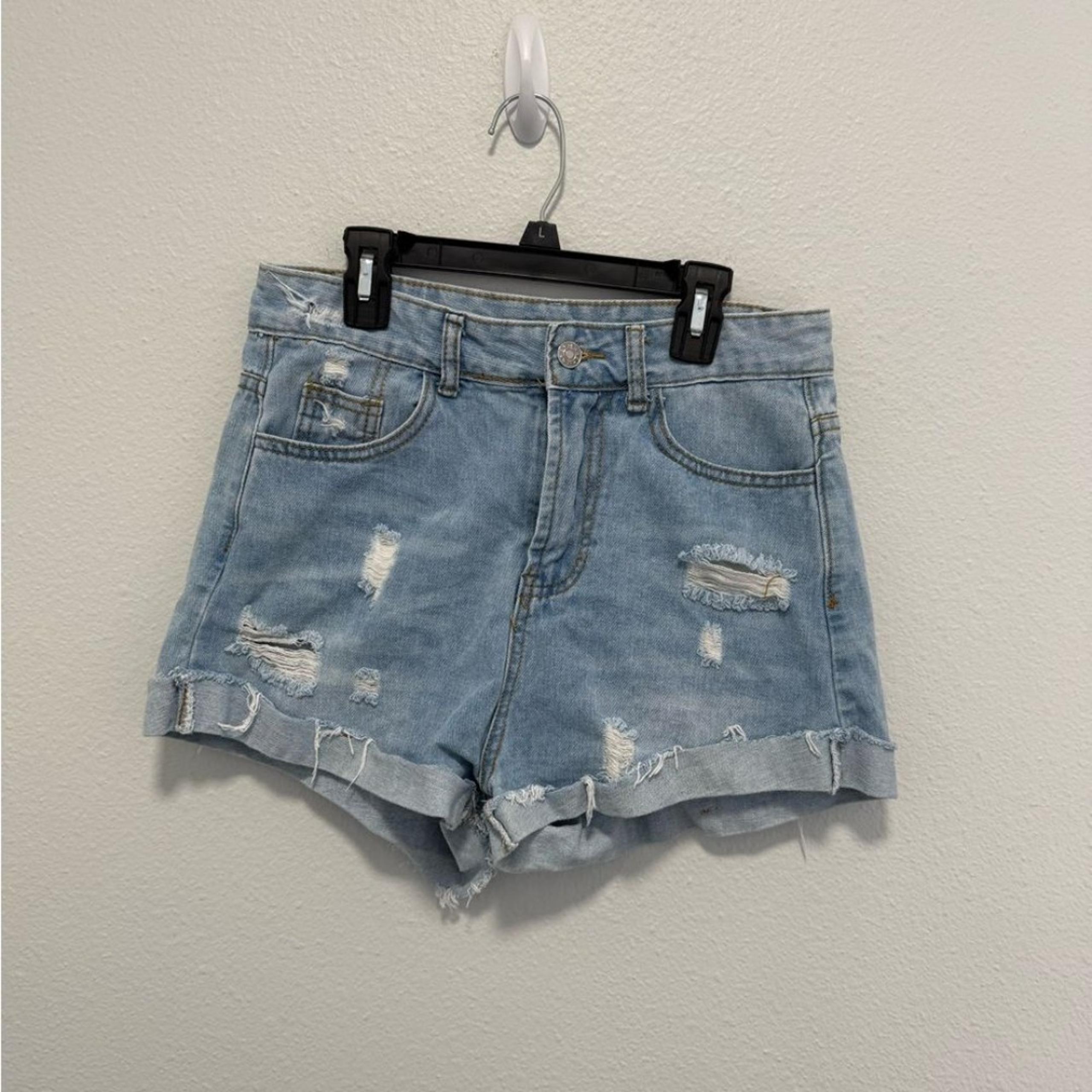 SHEIN Distressed Light Wash High Rise Denim Shorts Size Small
