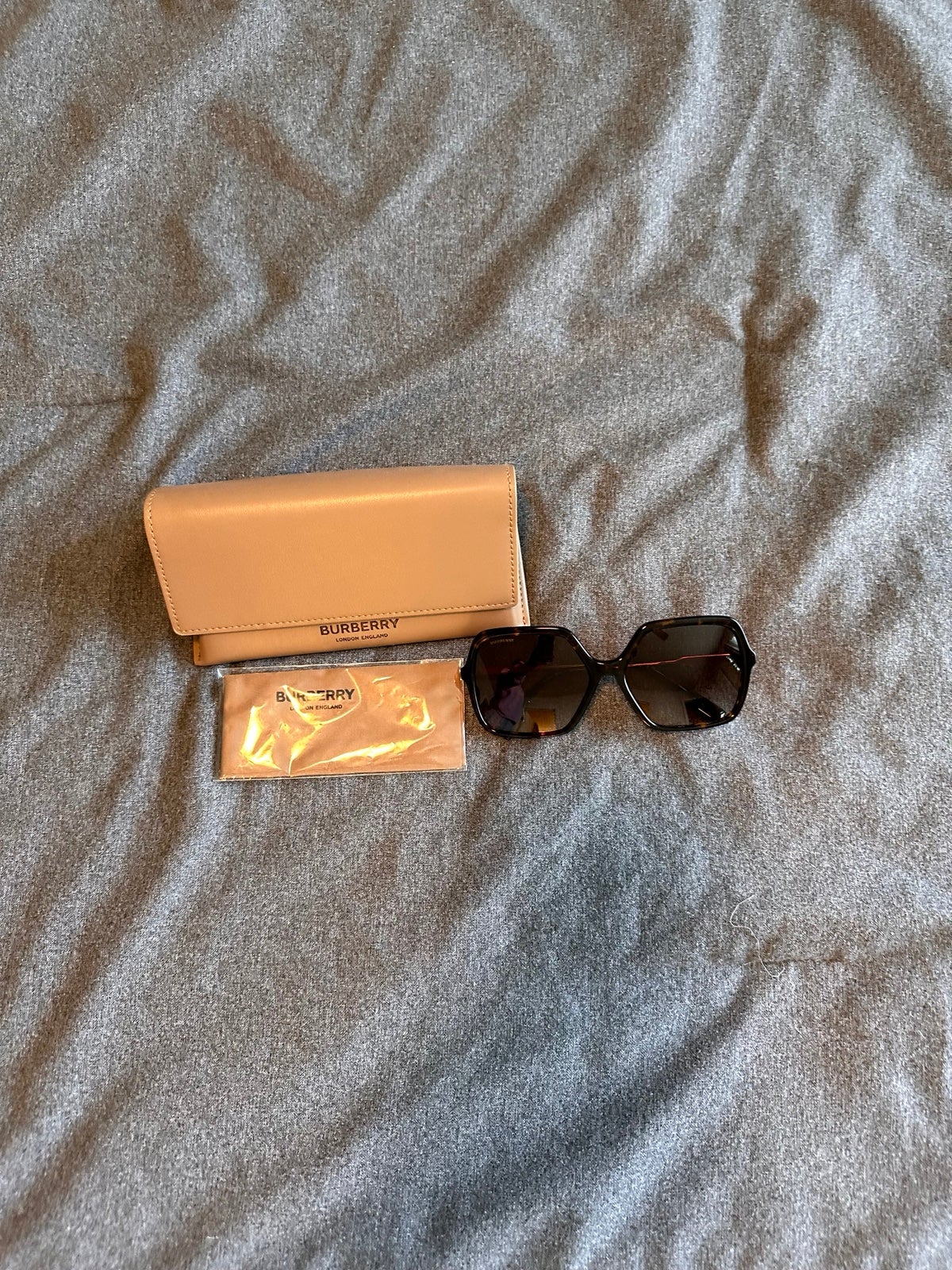 Burberry sunglasses