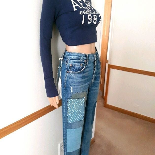 GIRLFRIEND BLUE JEANS