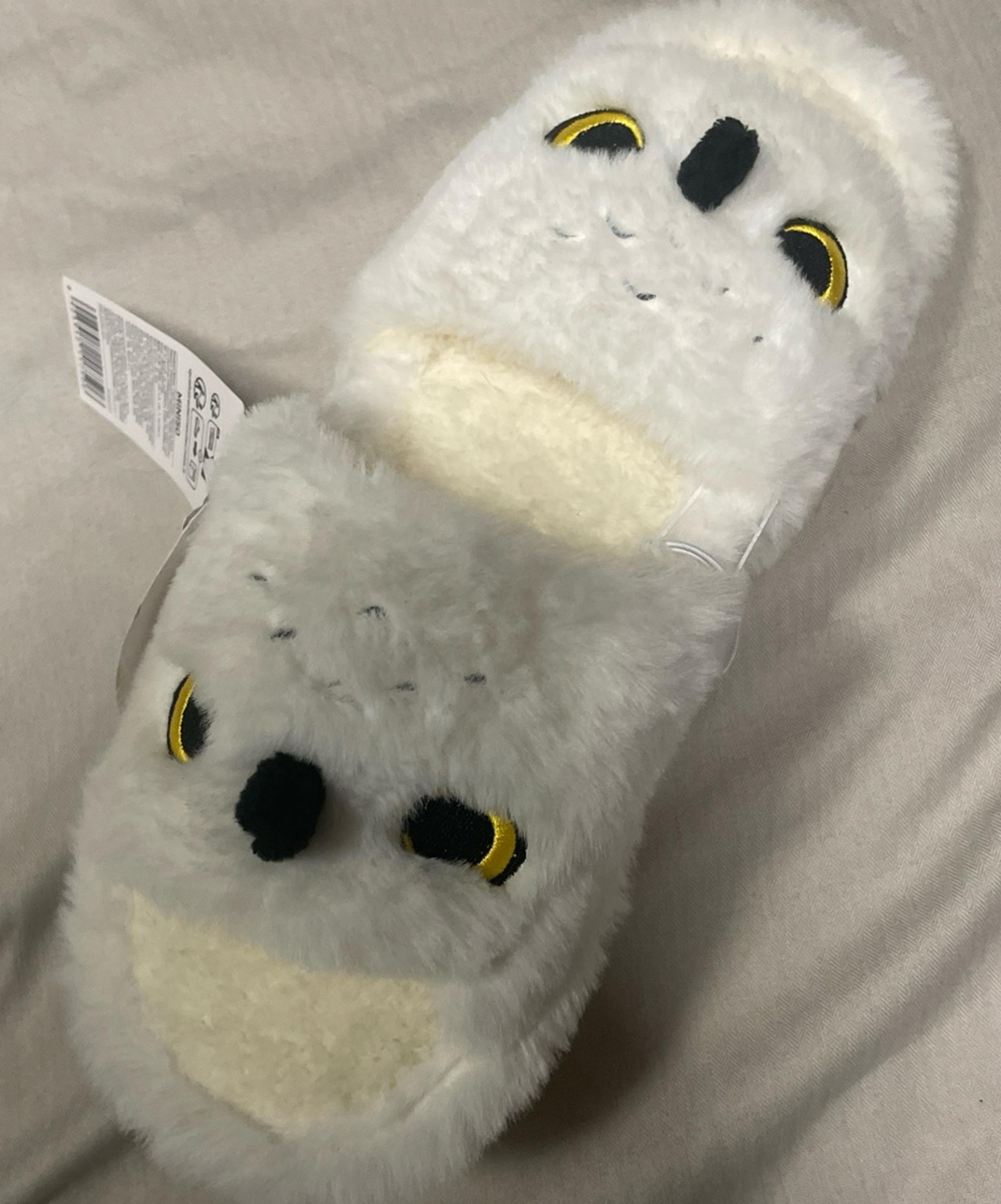 Harry Potter “HEDWIG” Minisu slippers “BRAND NEW” size 7 women