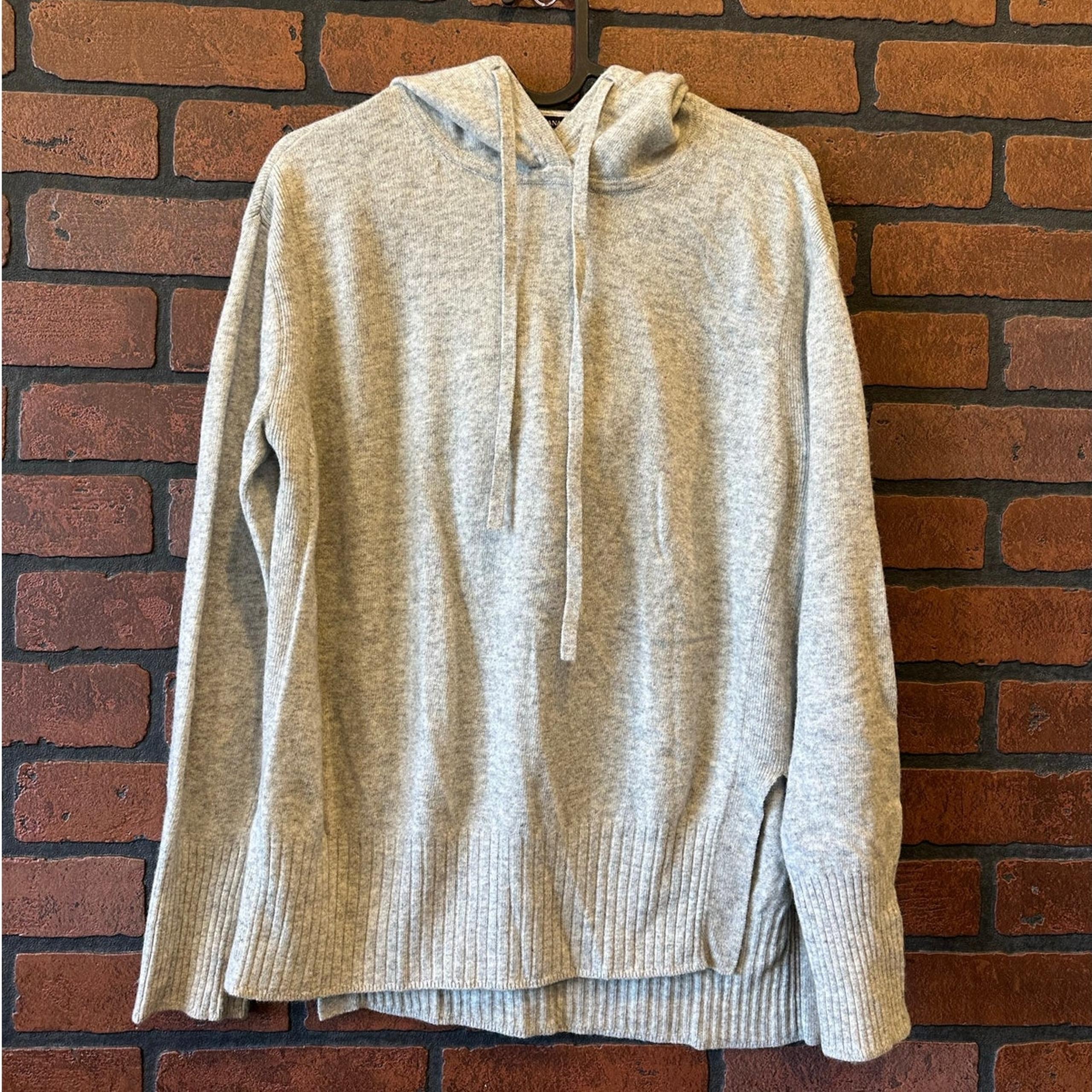 Banana Republic Women’s Italian Merino Wool-Blend Sweater Hoodie, size S NWOT