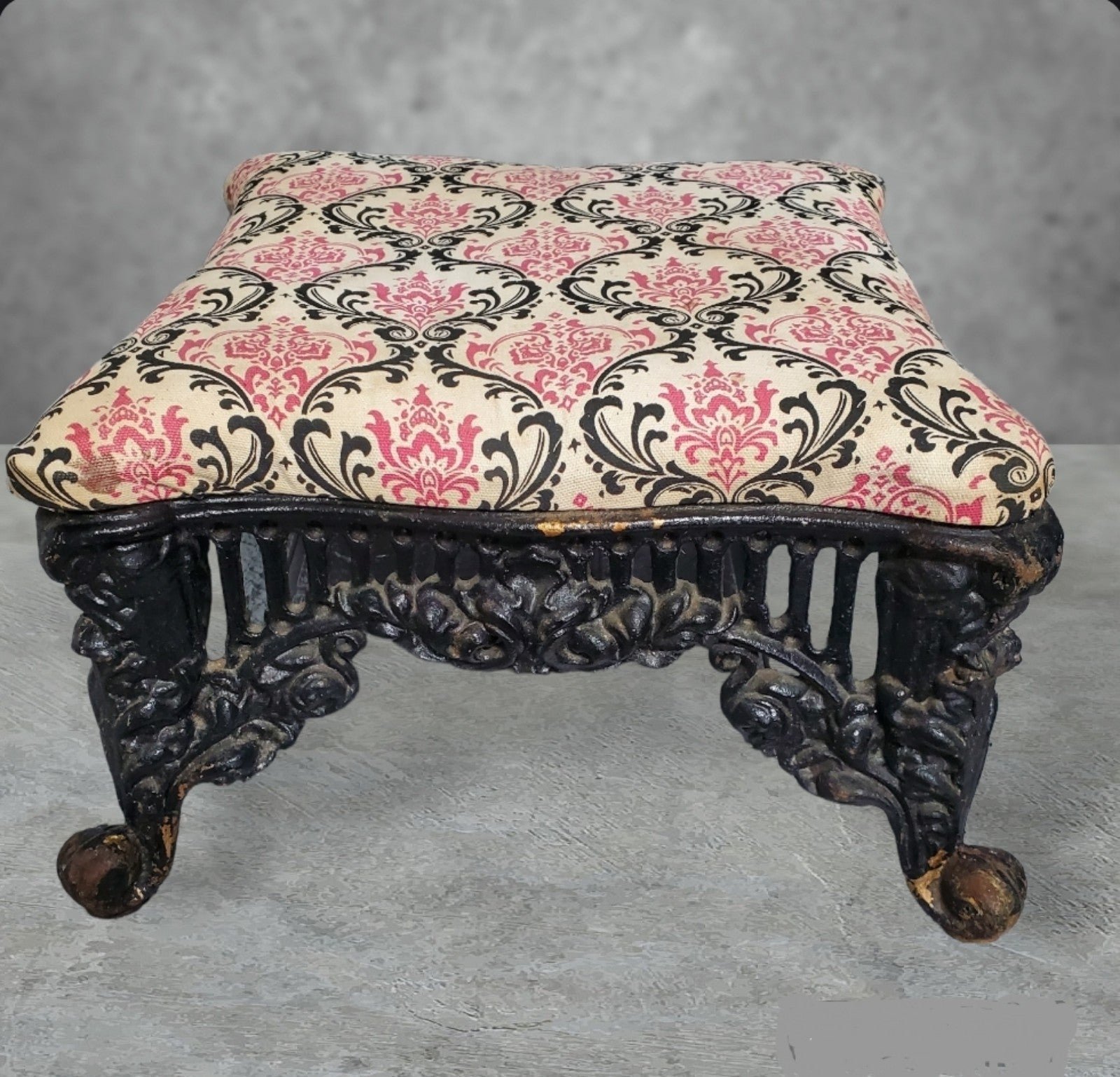 Beautiful Antique Victorian Cast Iron Foot Stool/ Ottoman