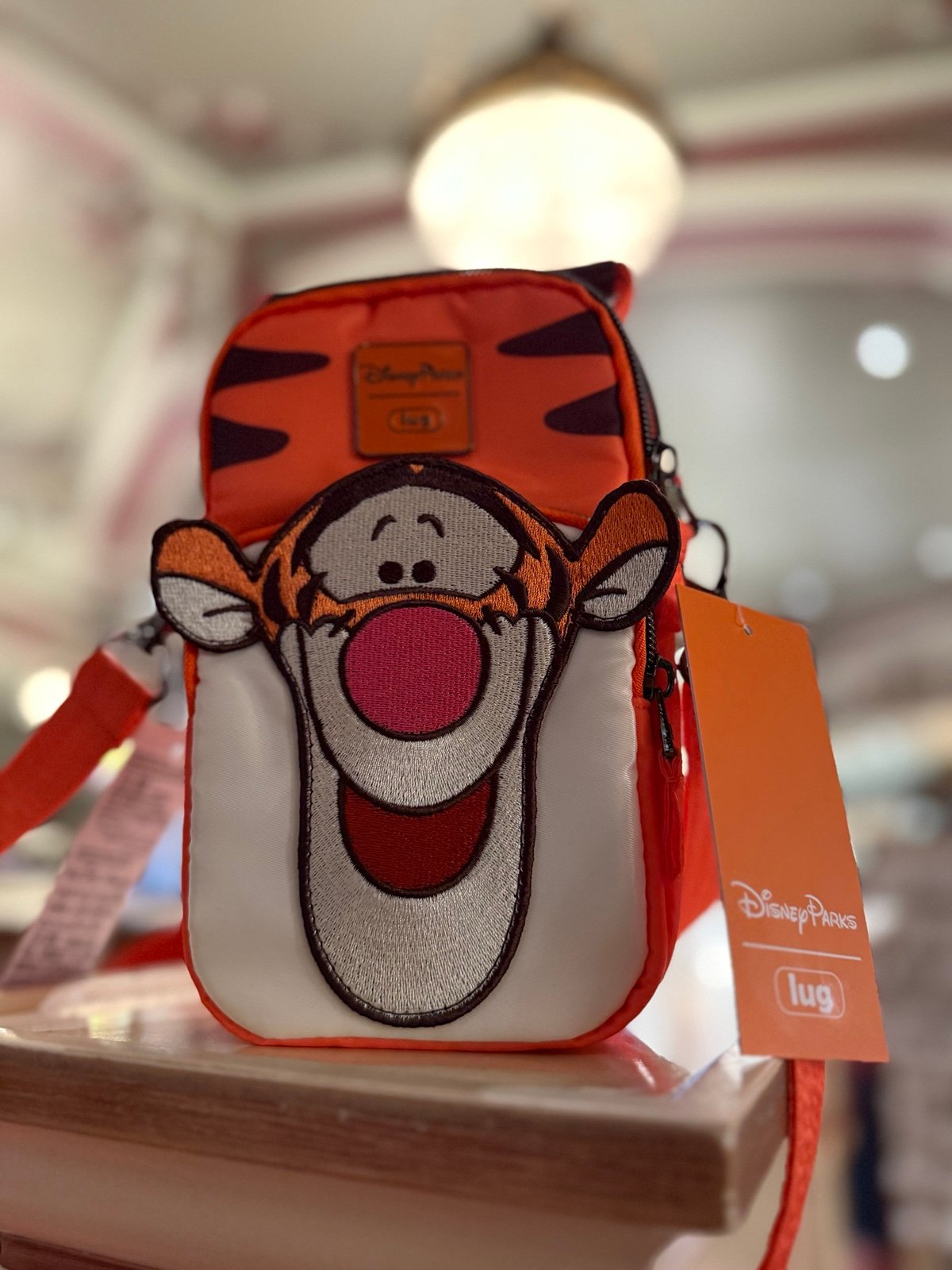 Disney Parks Tigger Lug
