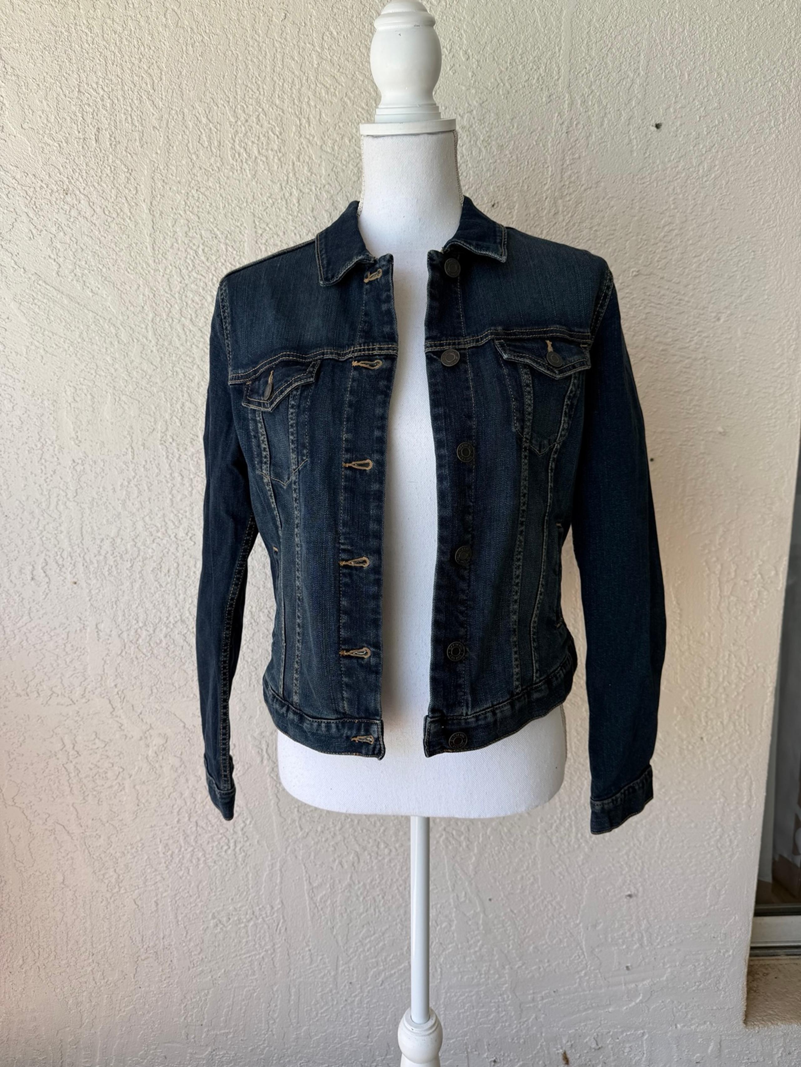 Gap Factory Dark Denim NWT Small Women’s Jacket