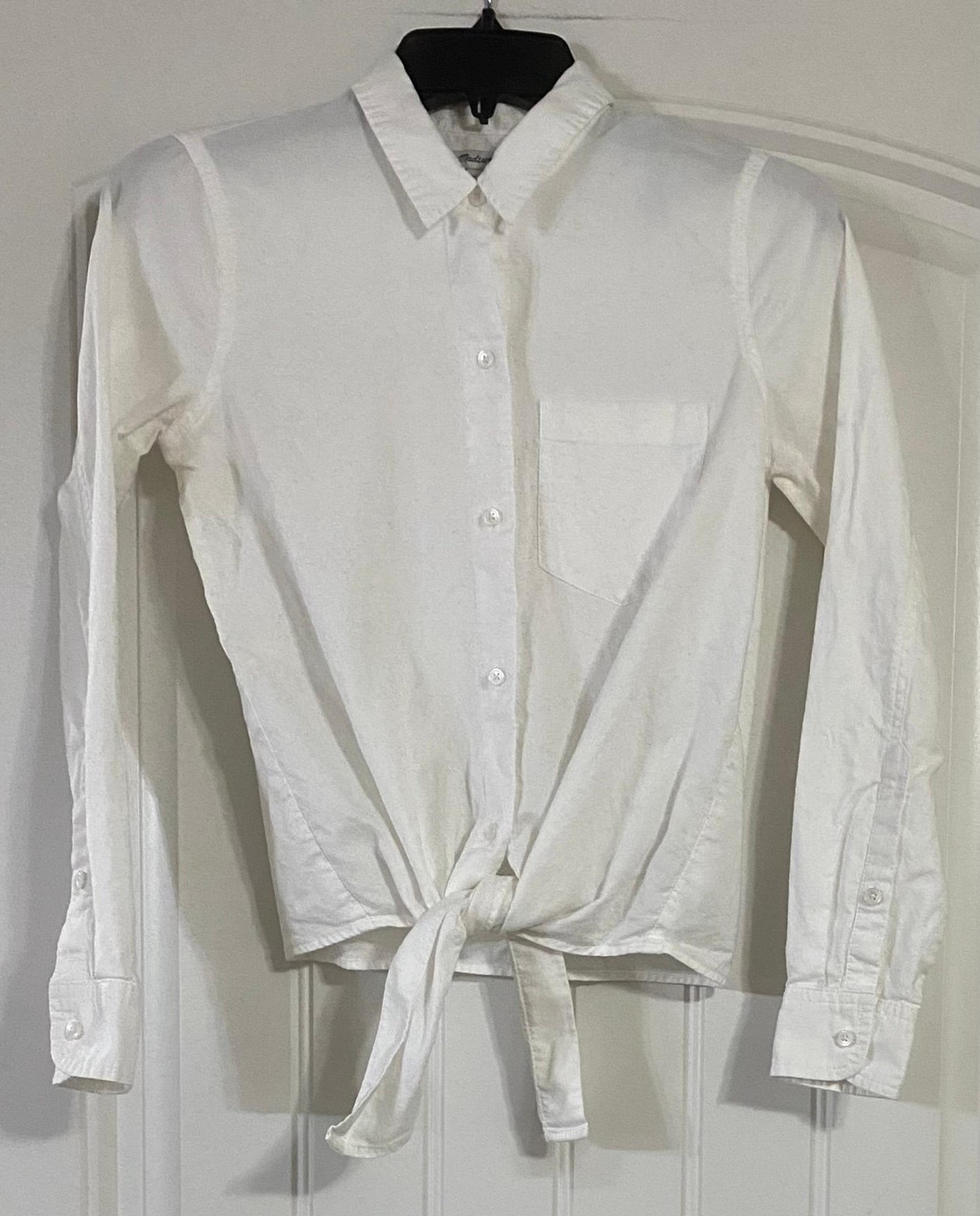 WHITE BUTTON-DOWN LONG-SLEEVED TIE-FRONT SHIRT