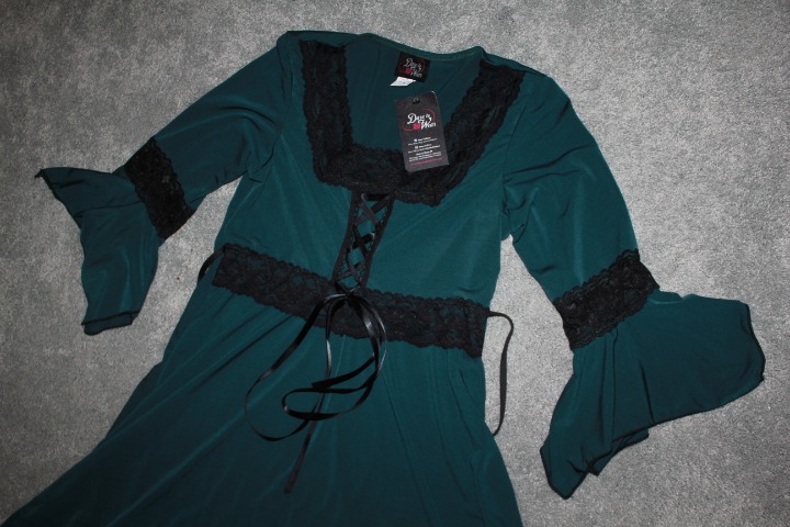 Dare to Wear Sz M Renaissance Corset Dre