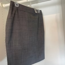 Ann Taylor Grey Pencil Skirt Size: 4P
