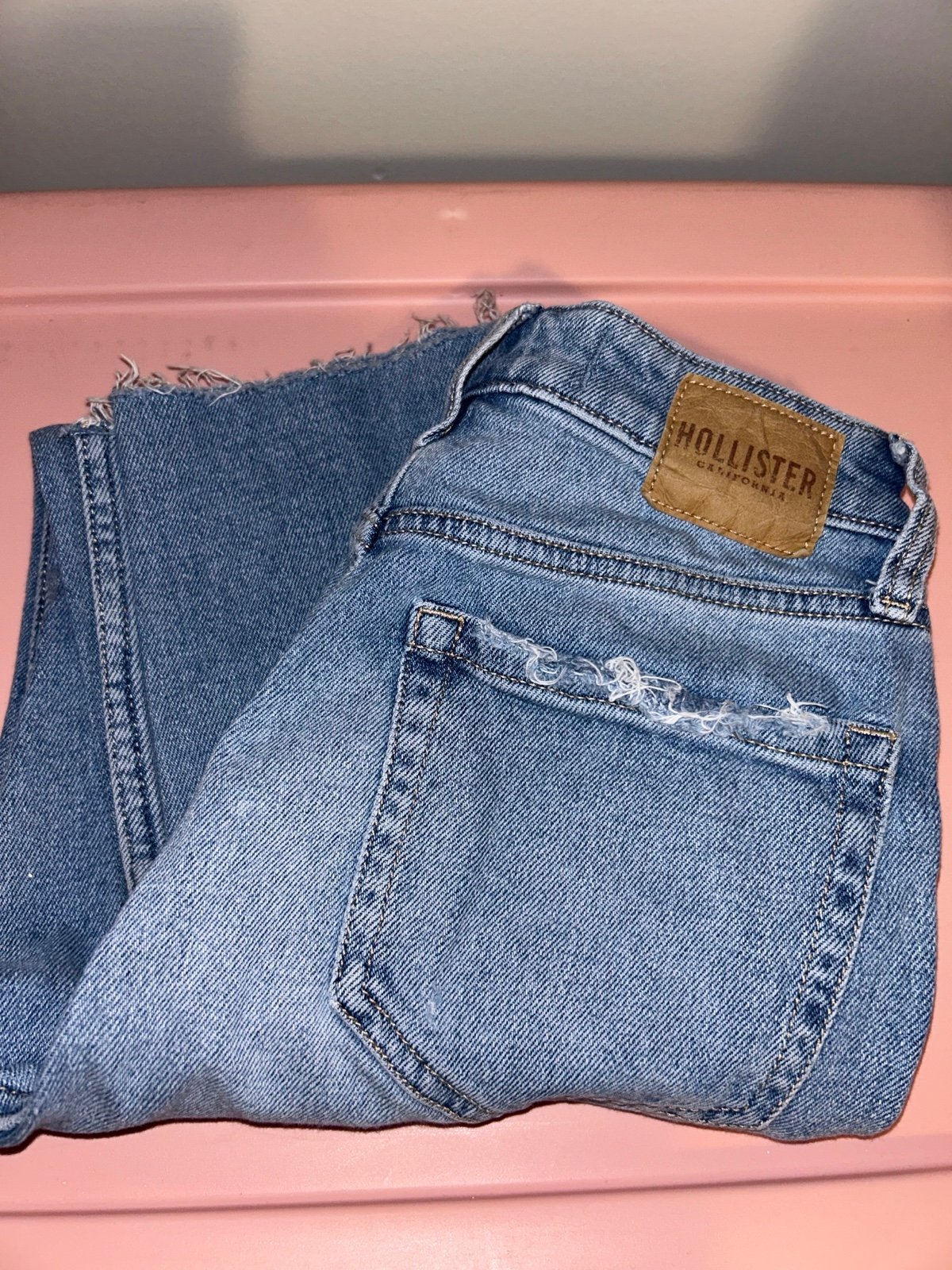 Hollister blue ultra high-waisted mom jeans