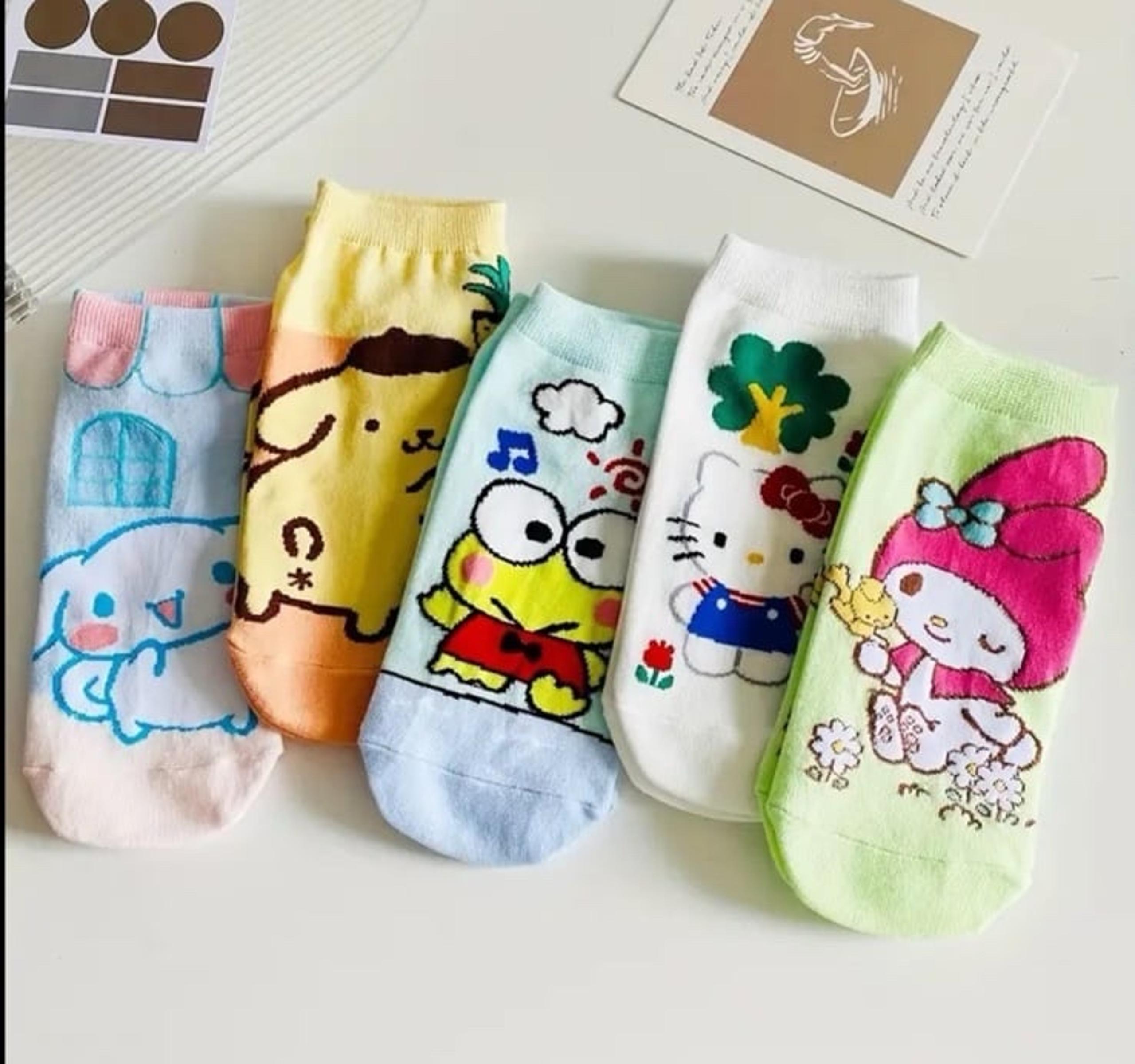 Set Of 5  Sanrio Family Ankle Socks