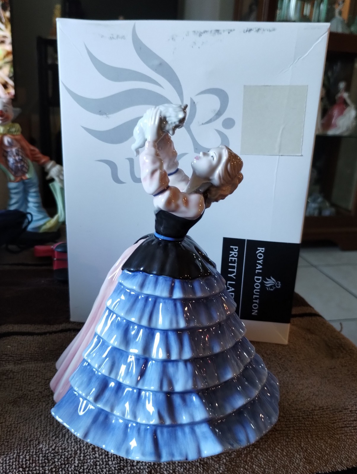Royal Doulton New Susan with original box certificate figurine