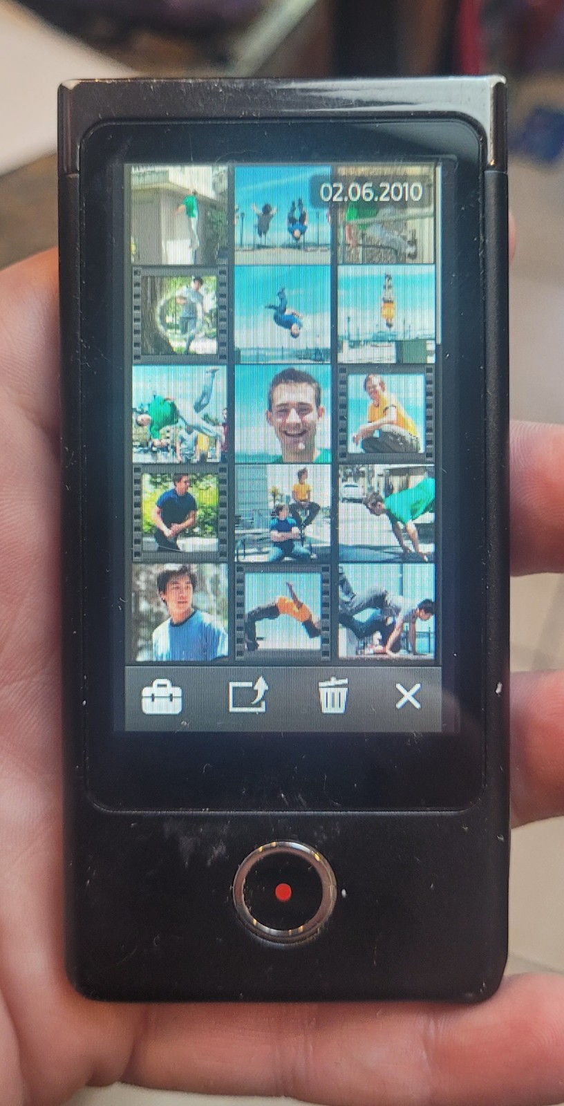 Sony Bloggie Mobile HD Snap Camera MHS-TS10 EUC