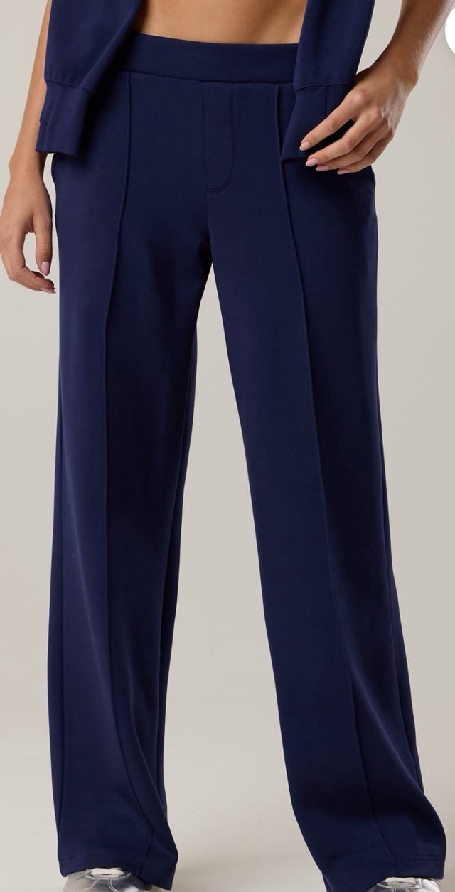 OFFLINE By Aerie ChillUp Trouser