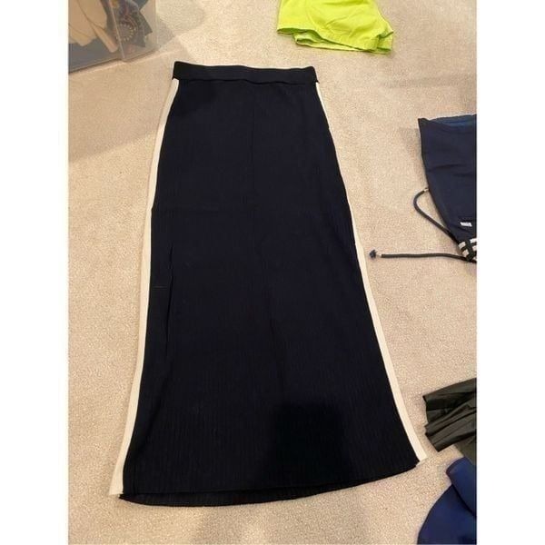 Zara black knit ribbed skirt