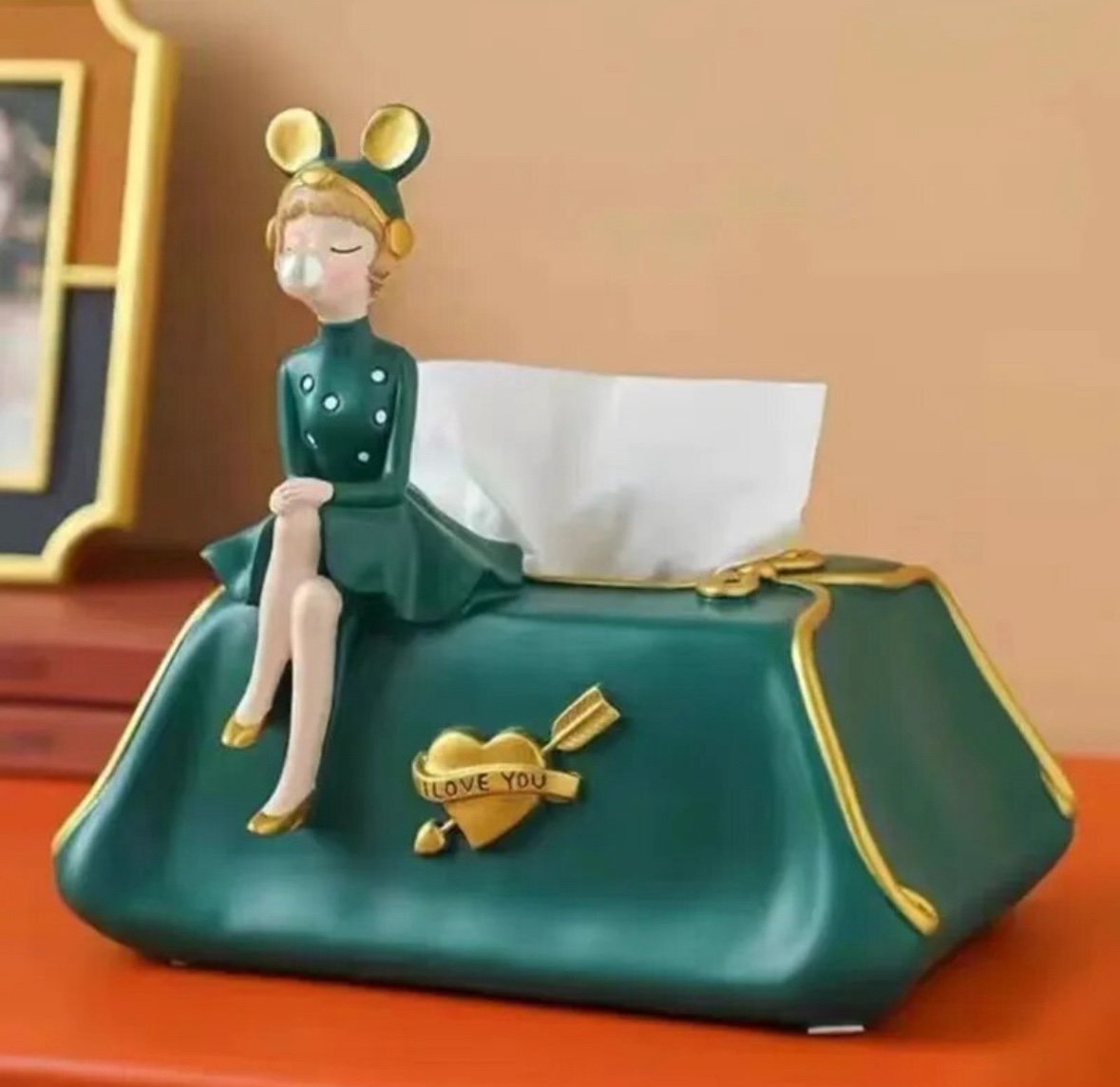 Luxury bubble girl tissue box holder, decoration, home decor, vintage tissue hol