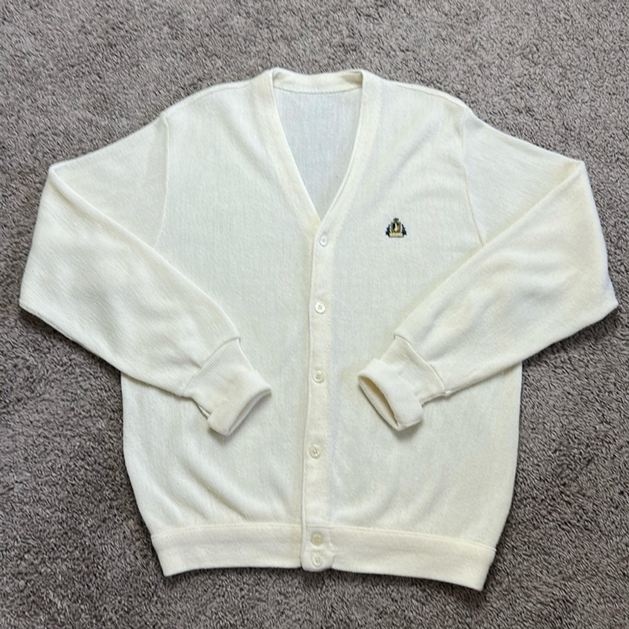Vintage IZOD Men’s Cardigan Sweater Acrylic Cream USA Sz XL (See Measurements)
