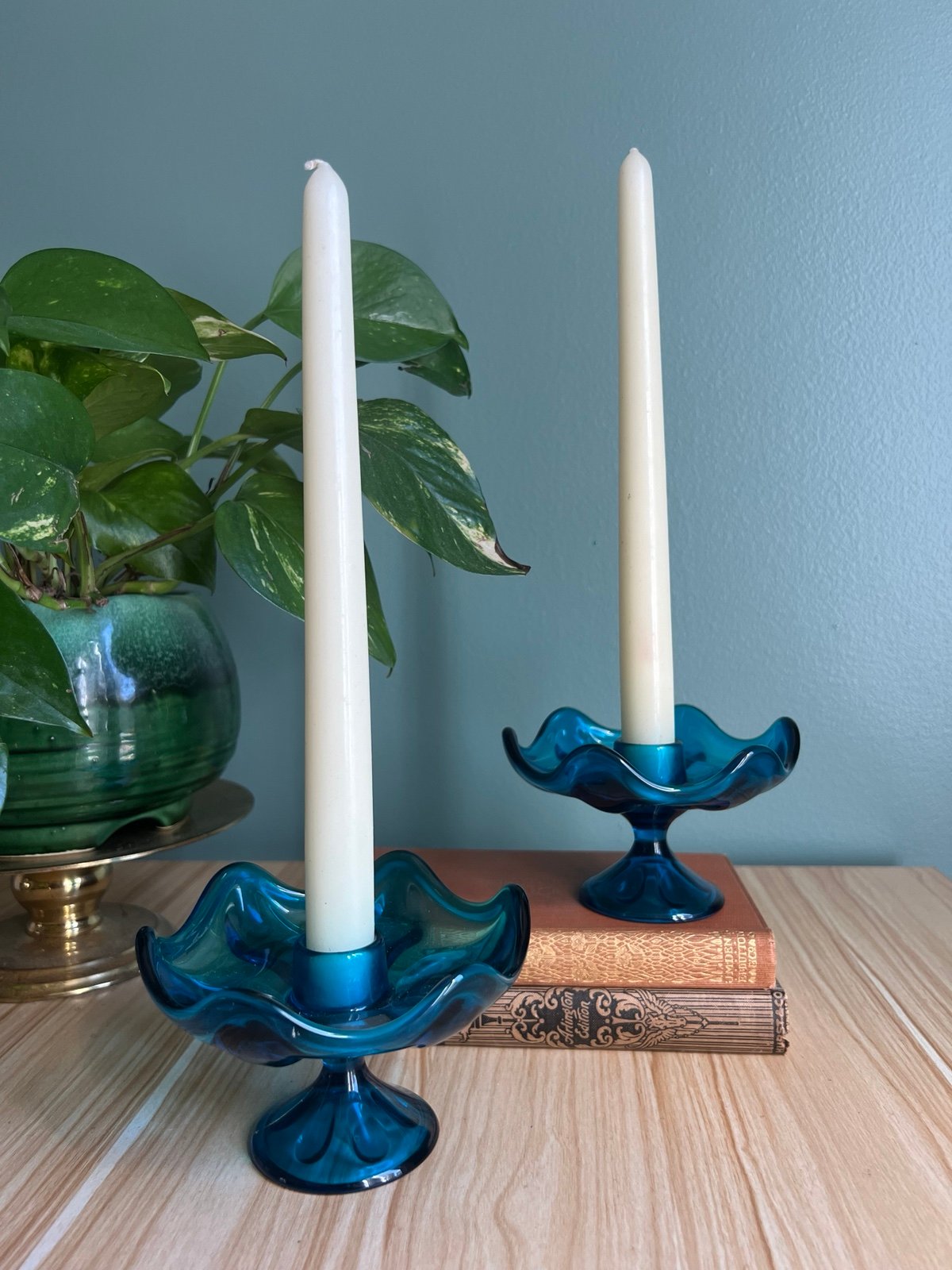 Vtg viking blue 6 petal candlestick holders