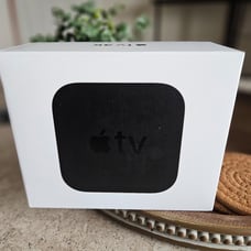 Apple TV 4K HDR 32GB HD Media Streamer