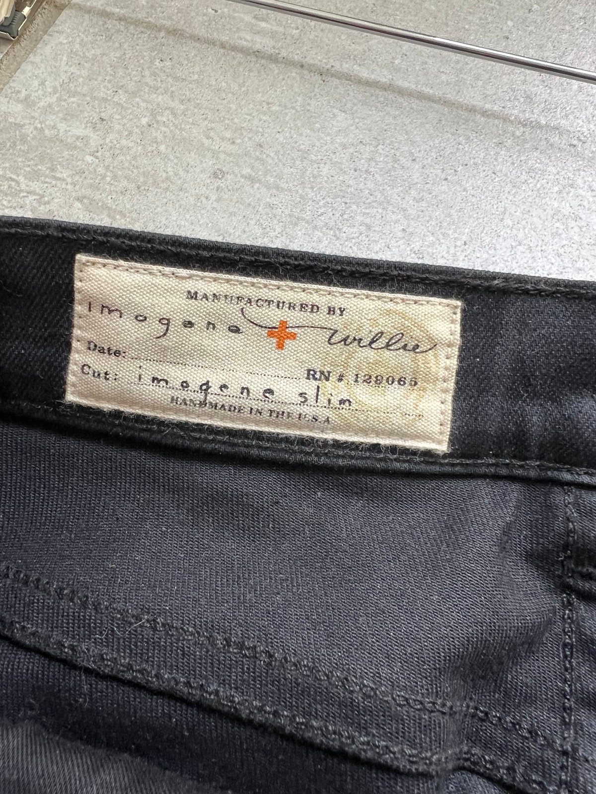 Imogene + Willie 'Imogene Slim' Mid-Rise Jeans - Black 27