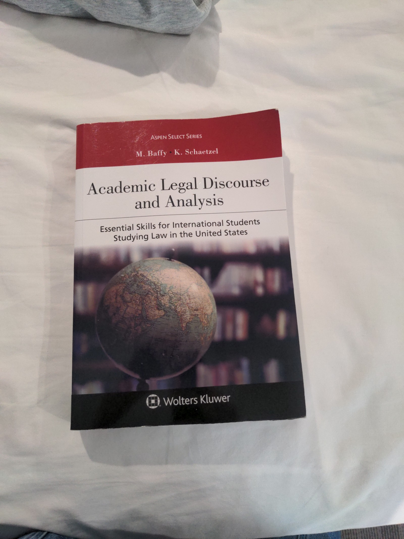 Academic Legal Discourse and Analysis