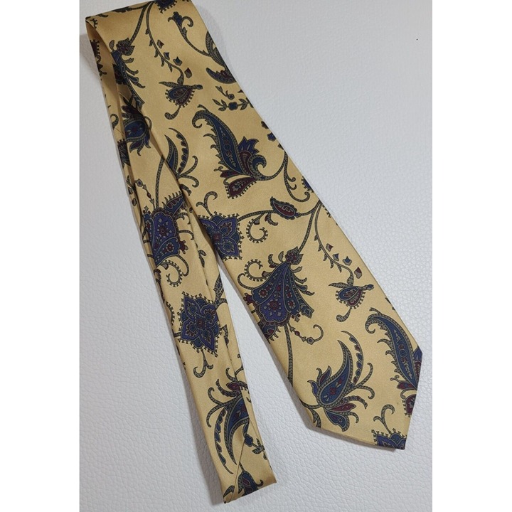 Gant Men's Neck Tie 100% Silk Imported Fabric Pointed Formal Paisley 56 x 3.5