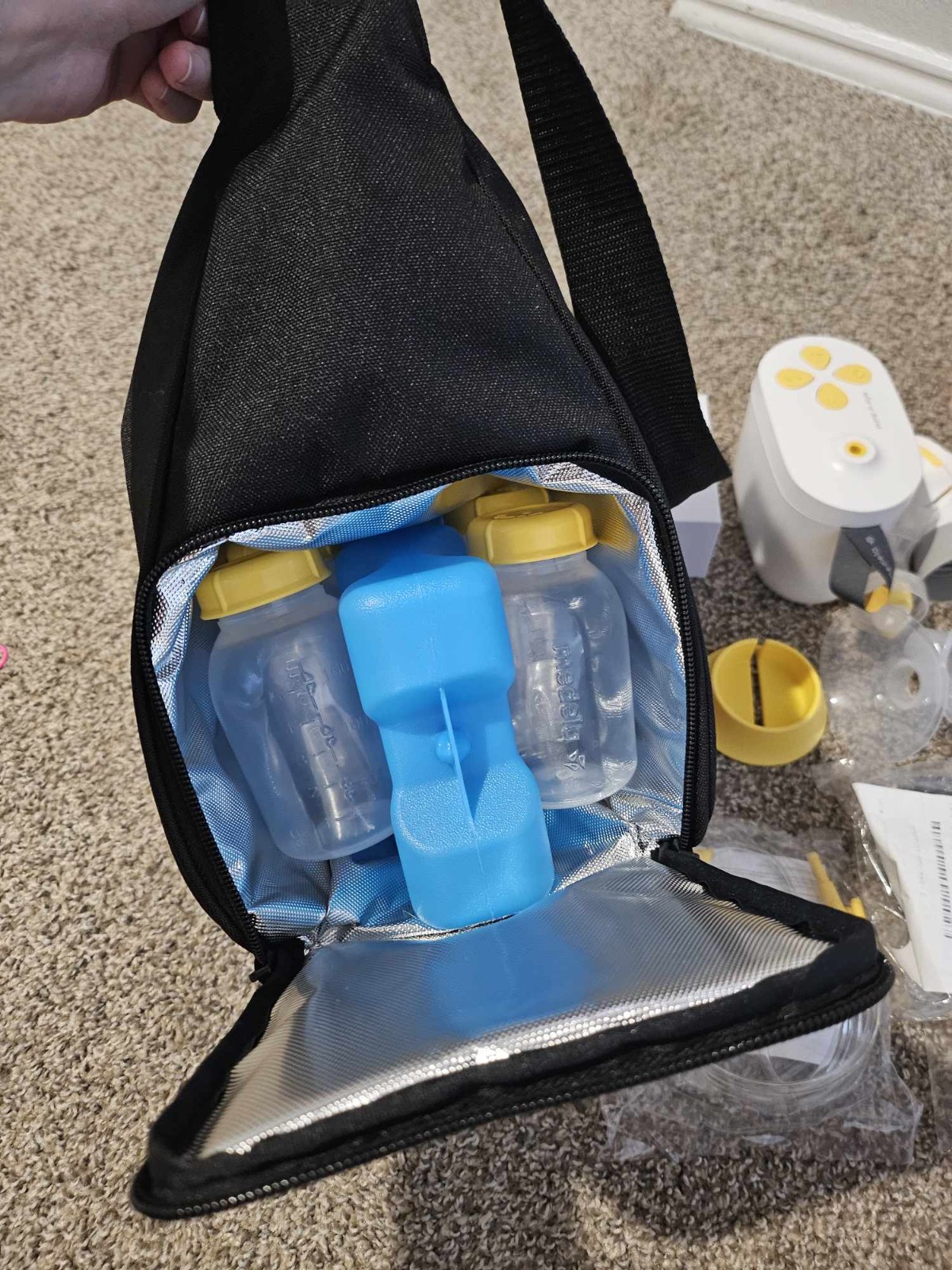 Medela pump in style