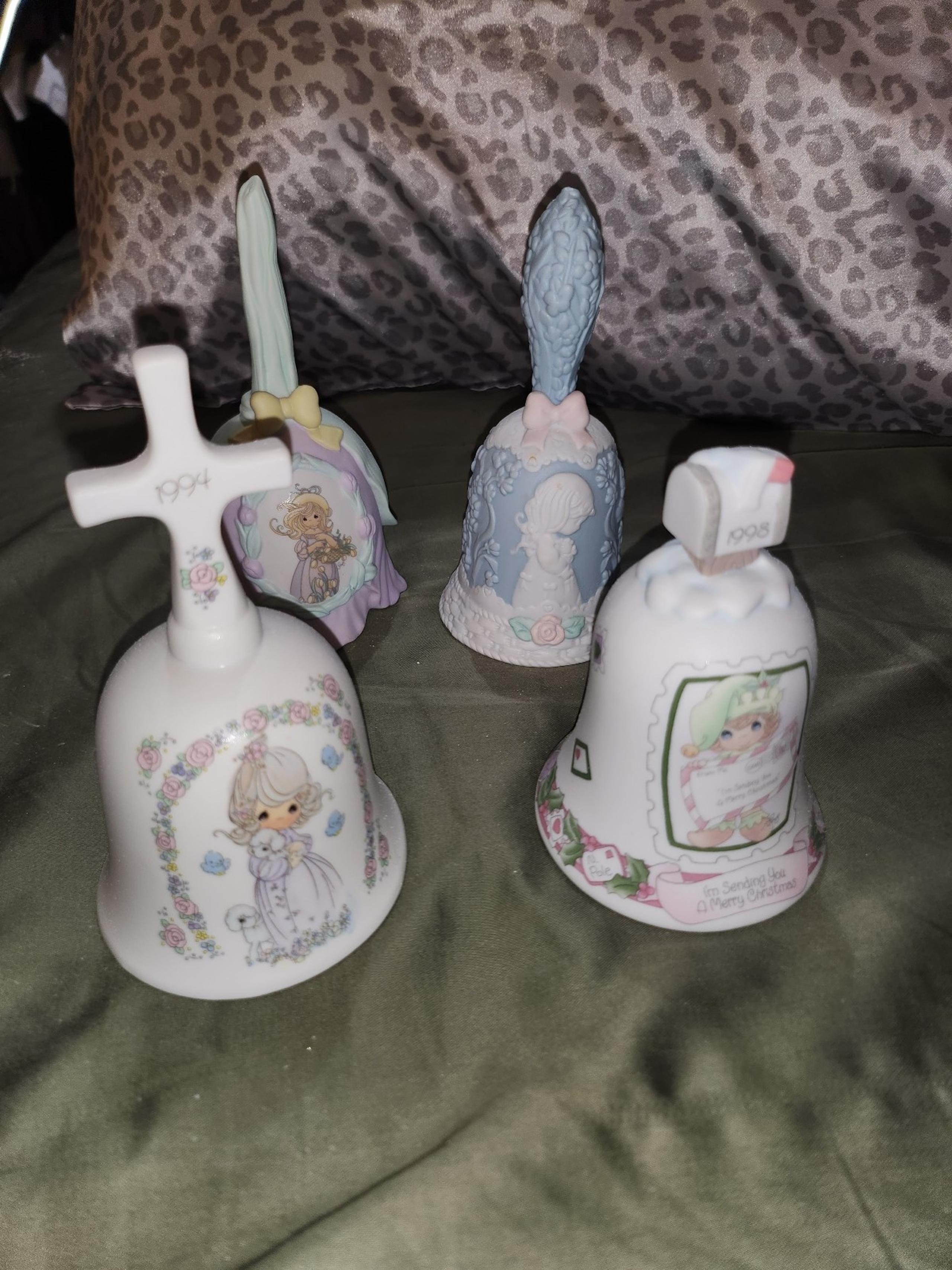 4 Precious Moments vintage holiday bells