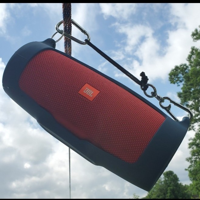 JBL Charge4 BT Speaker w/ case.