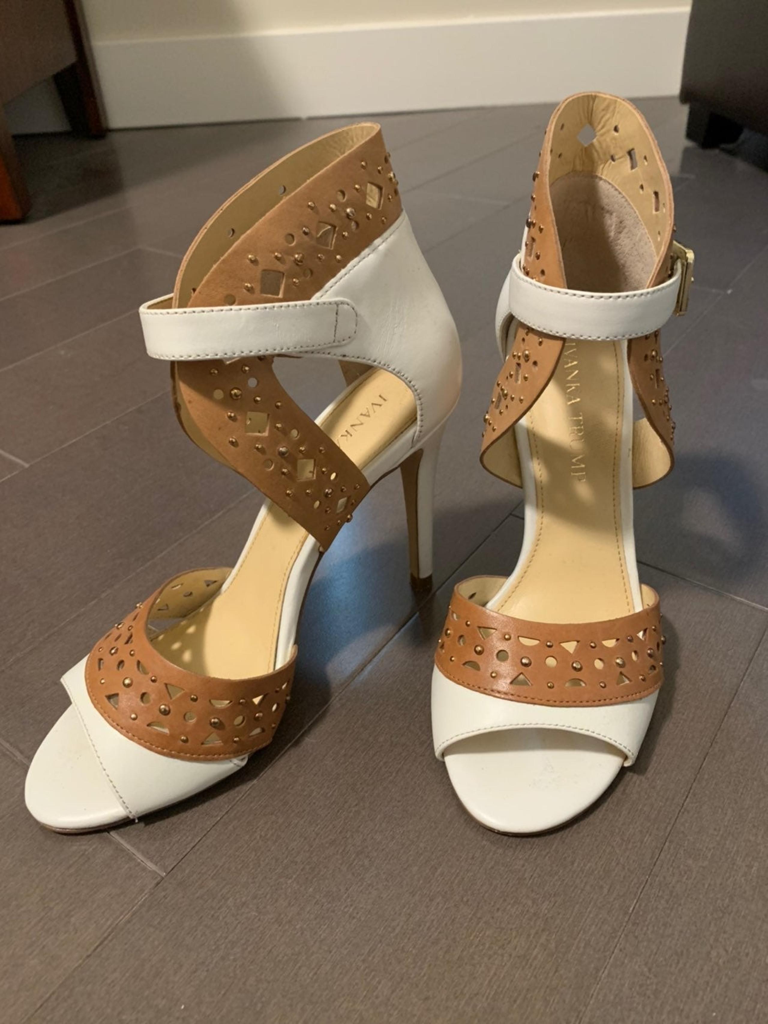 Size 6 Ivanka Trump Leather Studded Pump