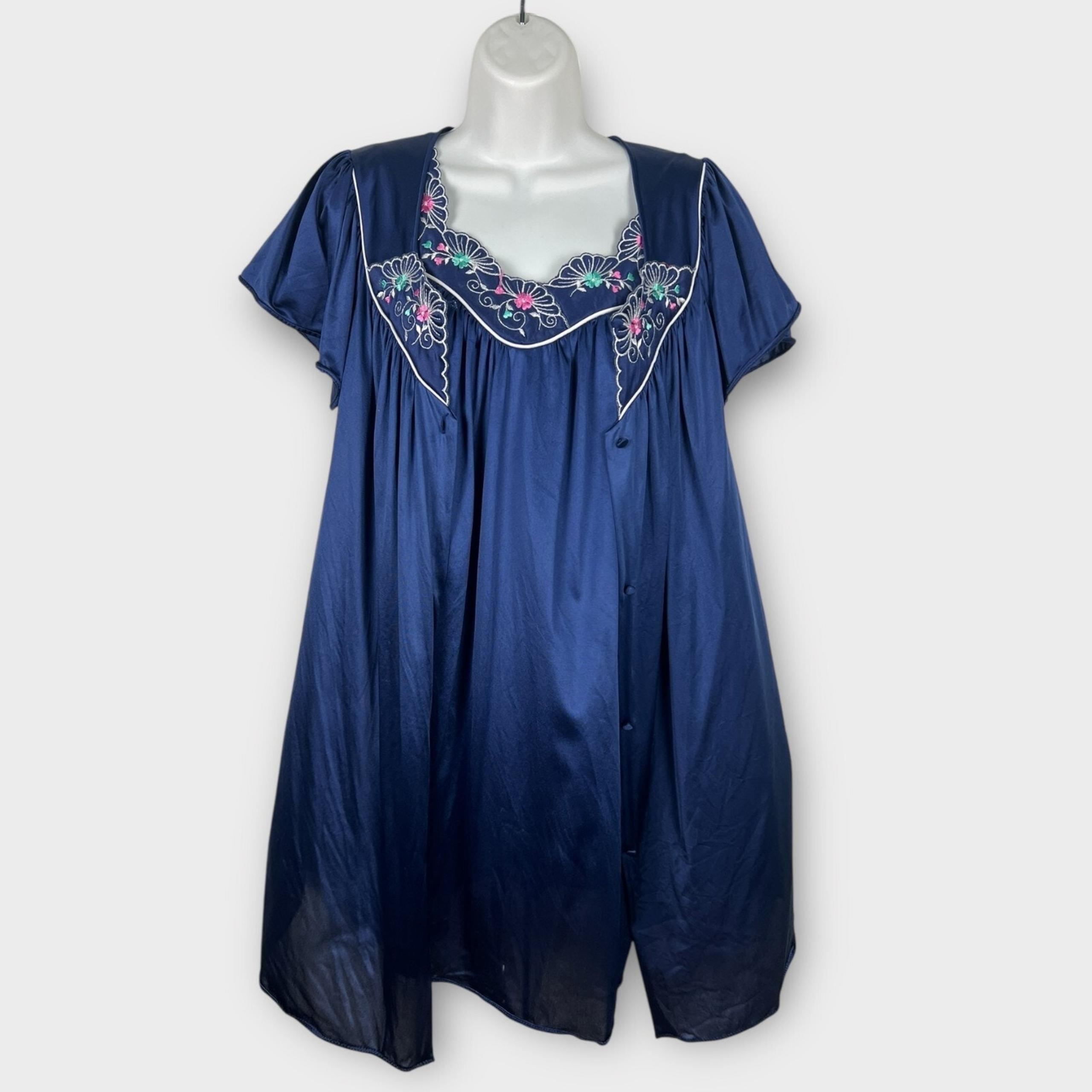 Vintage 60s/70s Vanity Fair Womens Small Blue Nightgown & Robe Set Embroidered