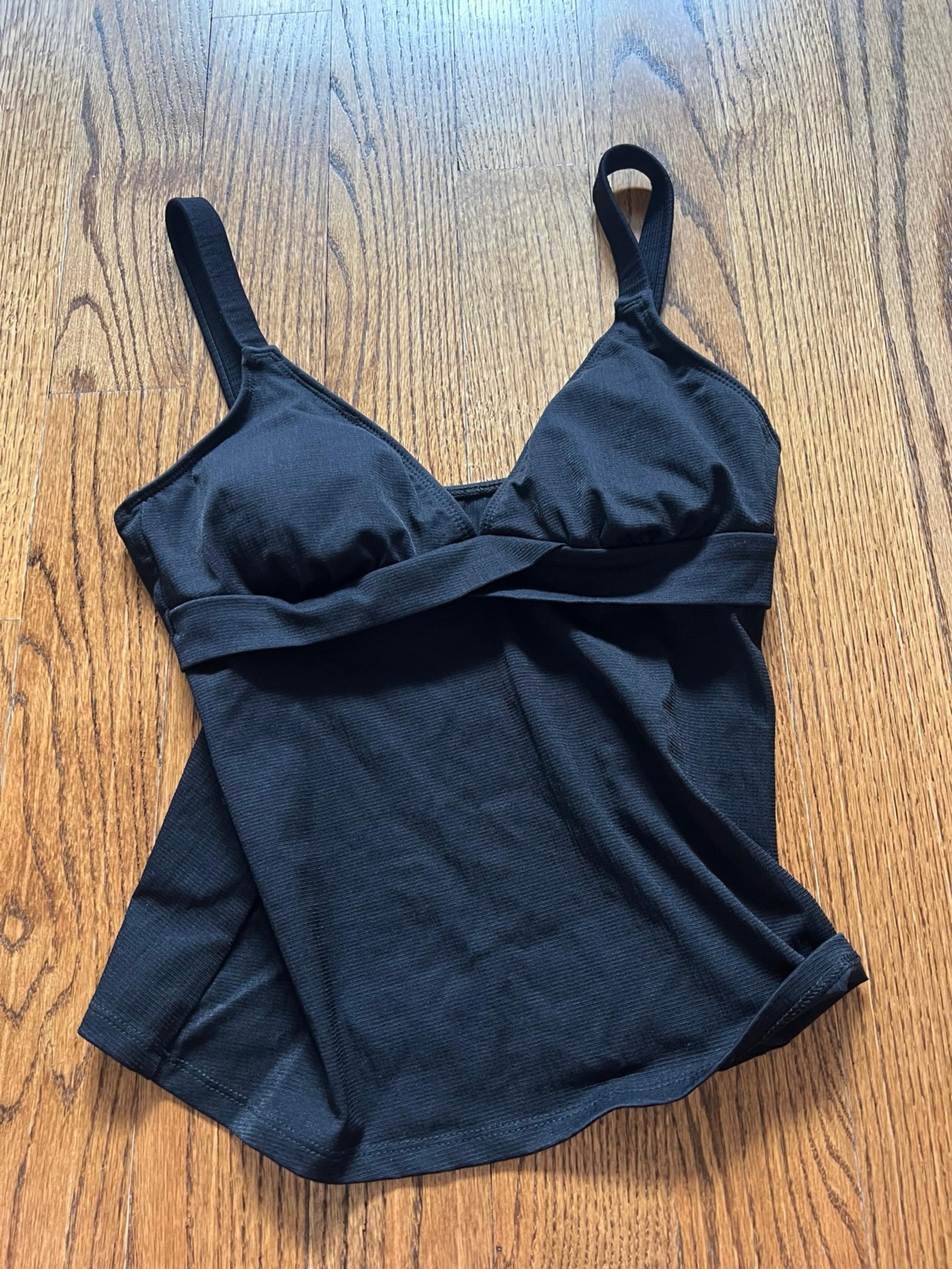 NWOT Athena black tankini top. Size 10