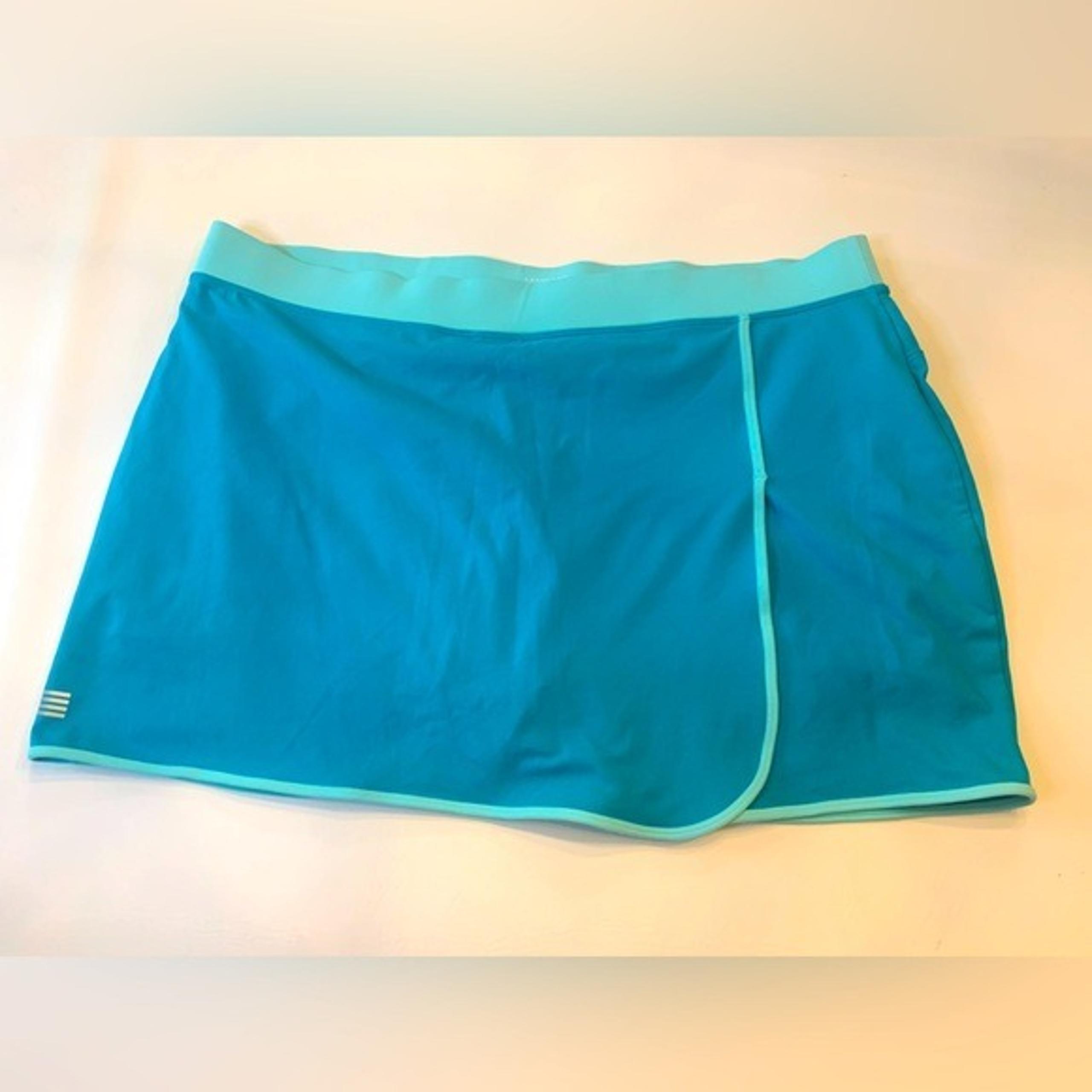 Lands End athletic tennis skirt women’s size XL, elastic shorts
