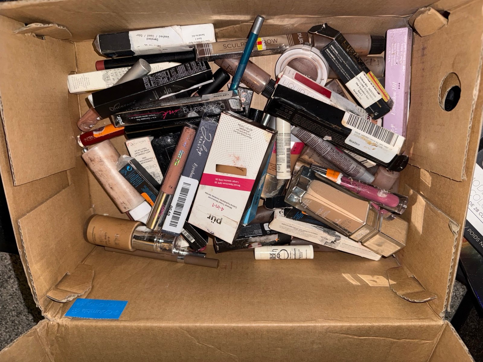 Makeup bundle variety of brands and products