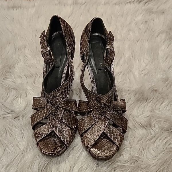Derek lam womens brown snakeskin heels size 36 1/2 us size 5 1/2