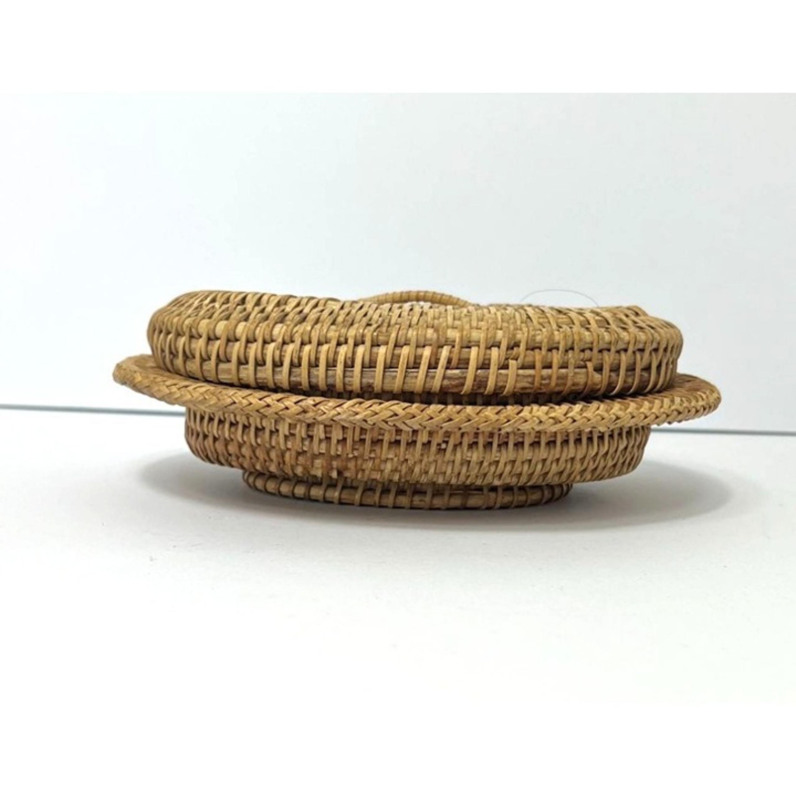 Vintage Woven Wicker Pedestal Basket with Lid 8.5" W x 2.75"H