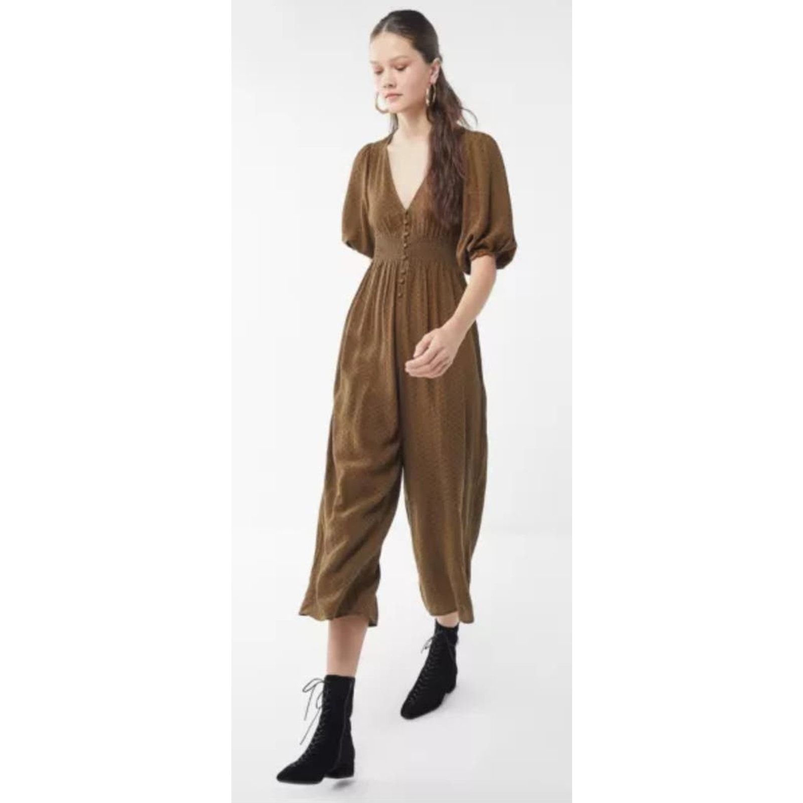 Urban Outfitters Women Medium Zimi Plunging Puff Sleeve Gauze Jumpsuit Romper